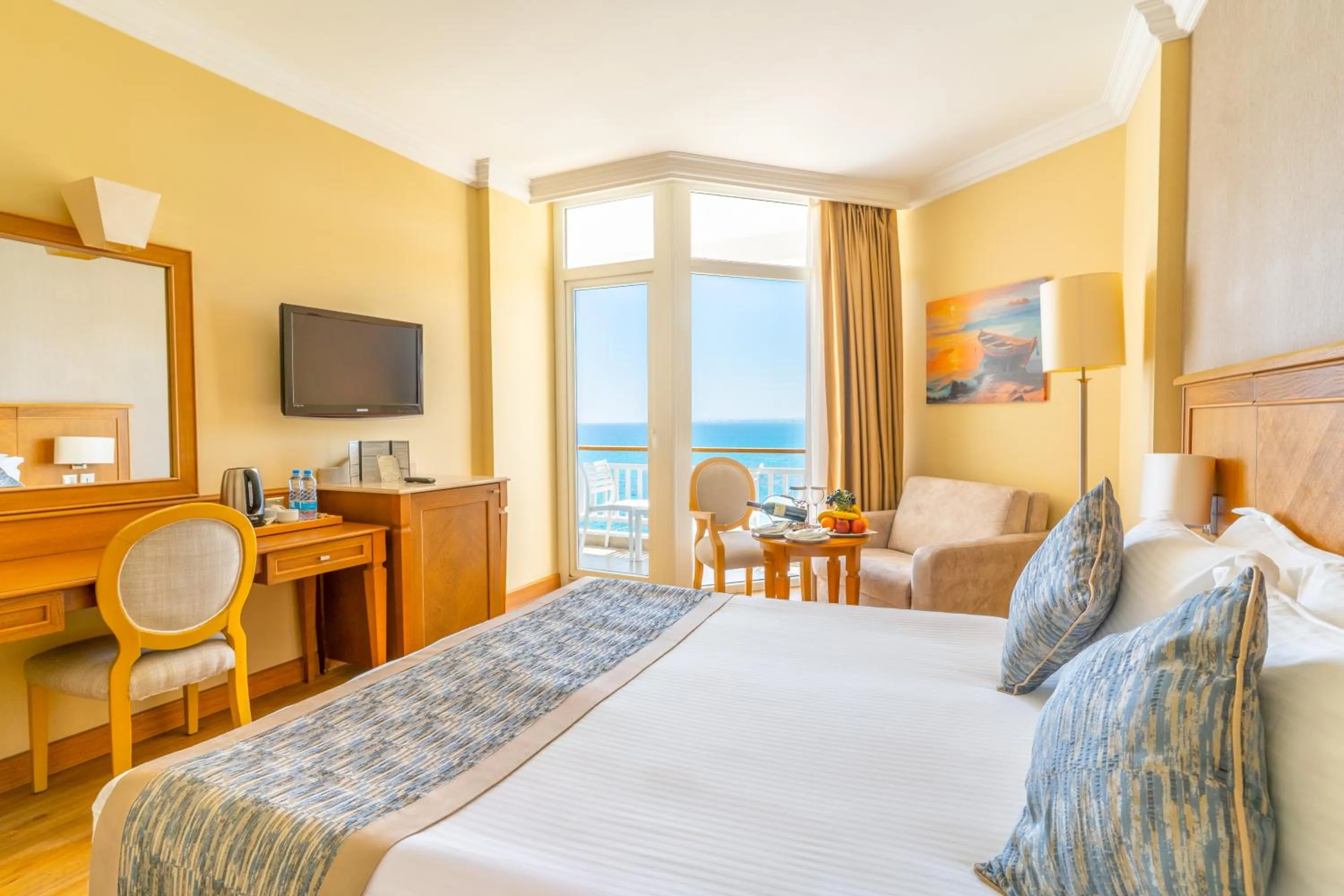 Sea view, Bed in Salamis Bay Conti Hotel Resort & SPA & Casino