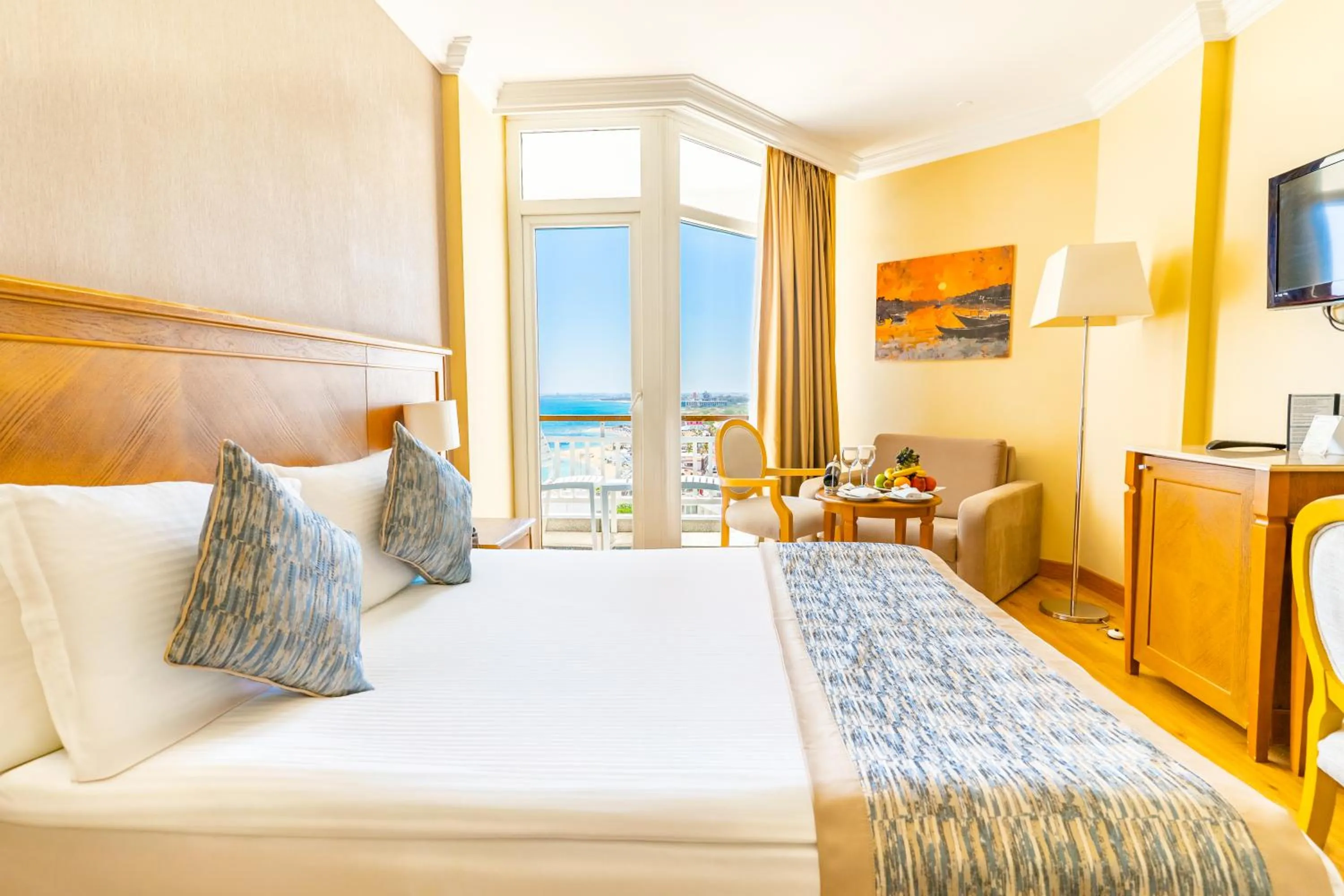 Sea view, Bed in Salamis Bay Conti Hotel Resort & SPA & Casino