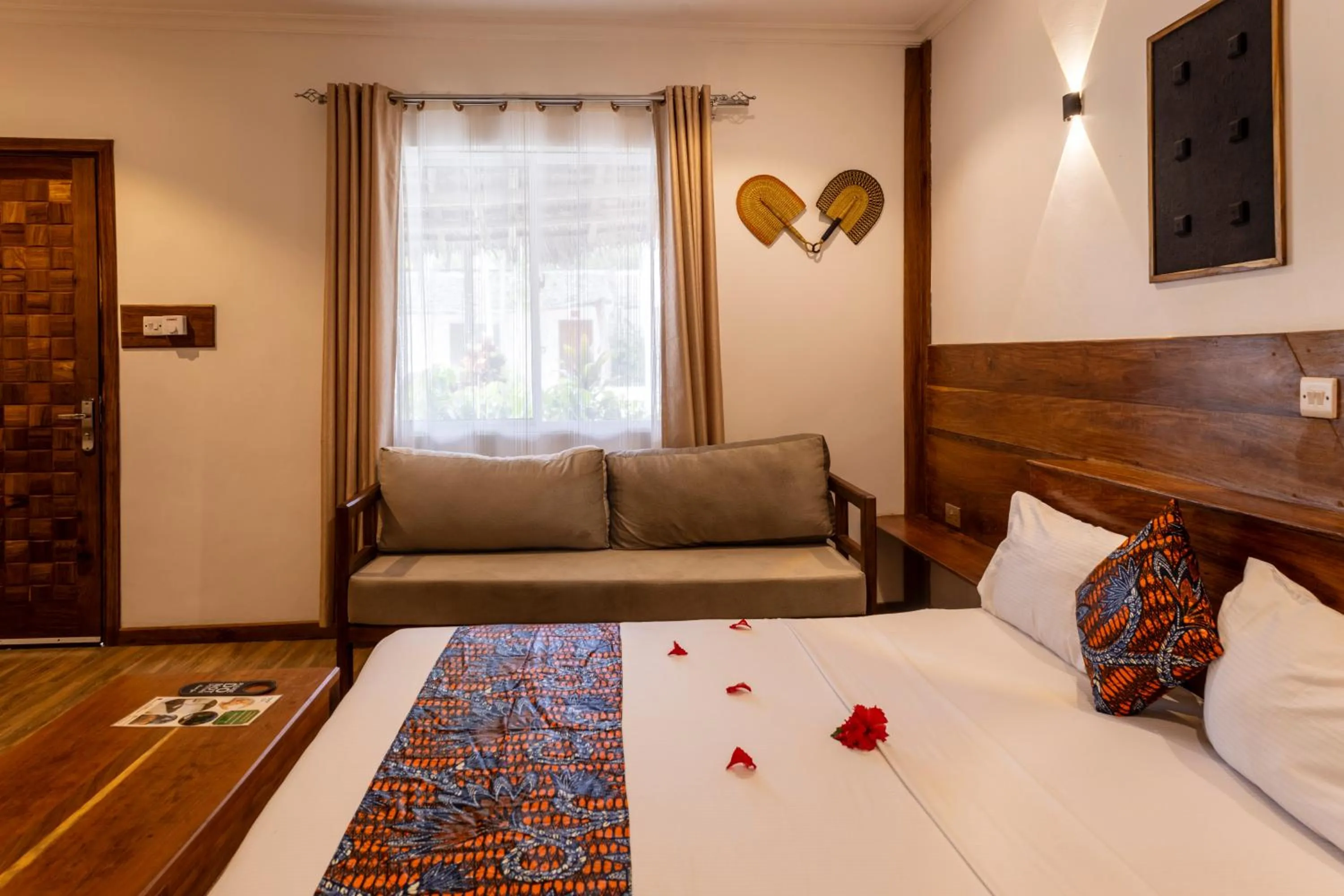 Bed in Mem Luxury Apartments and Hotel