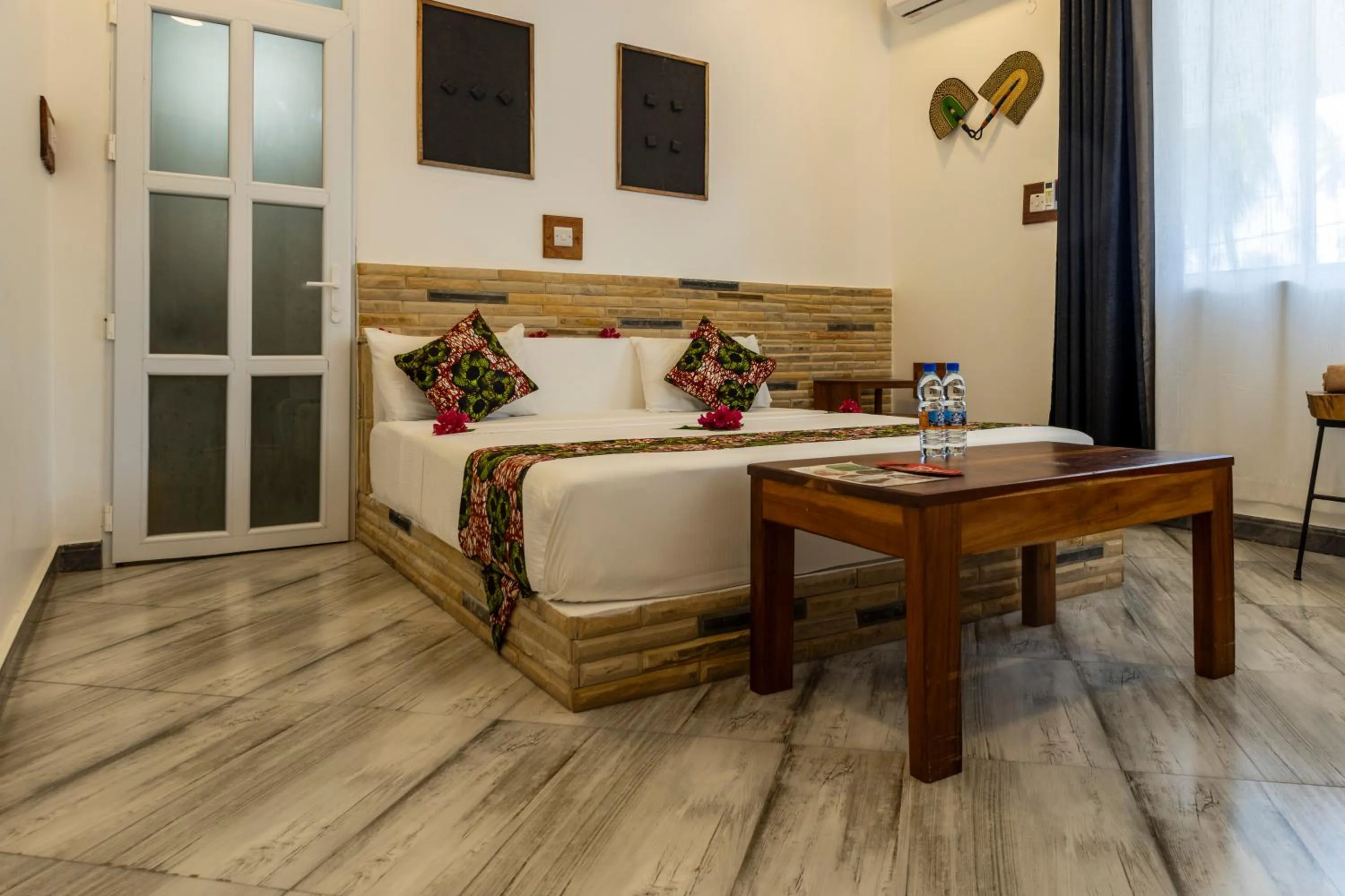 Mem Luxury Apartments and Hotel