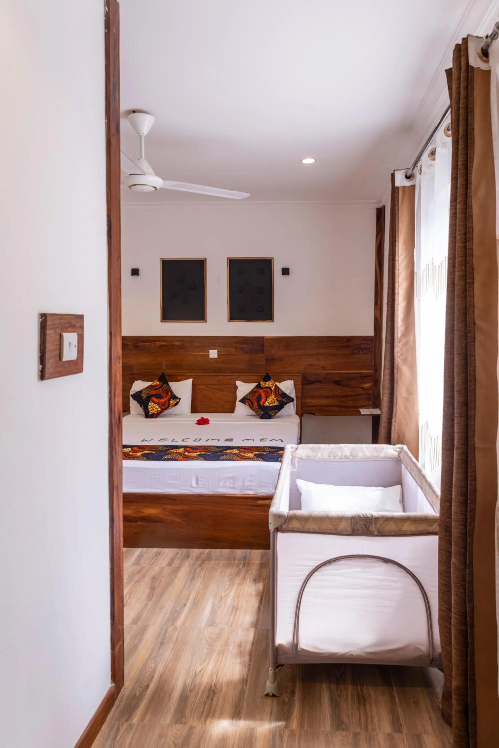 Bed in Mem Luxury Apartments and Hotel