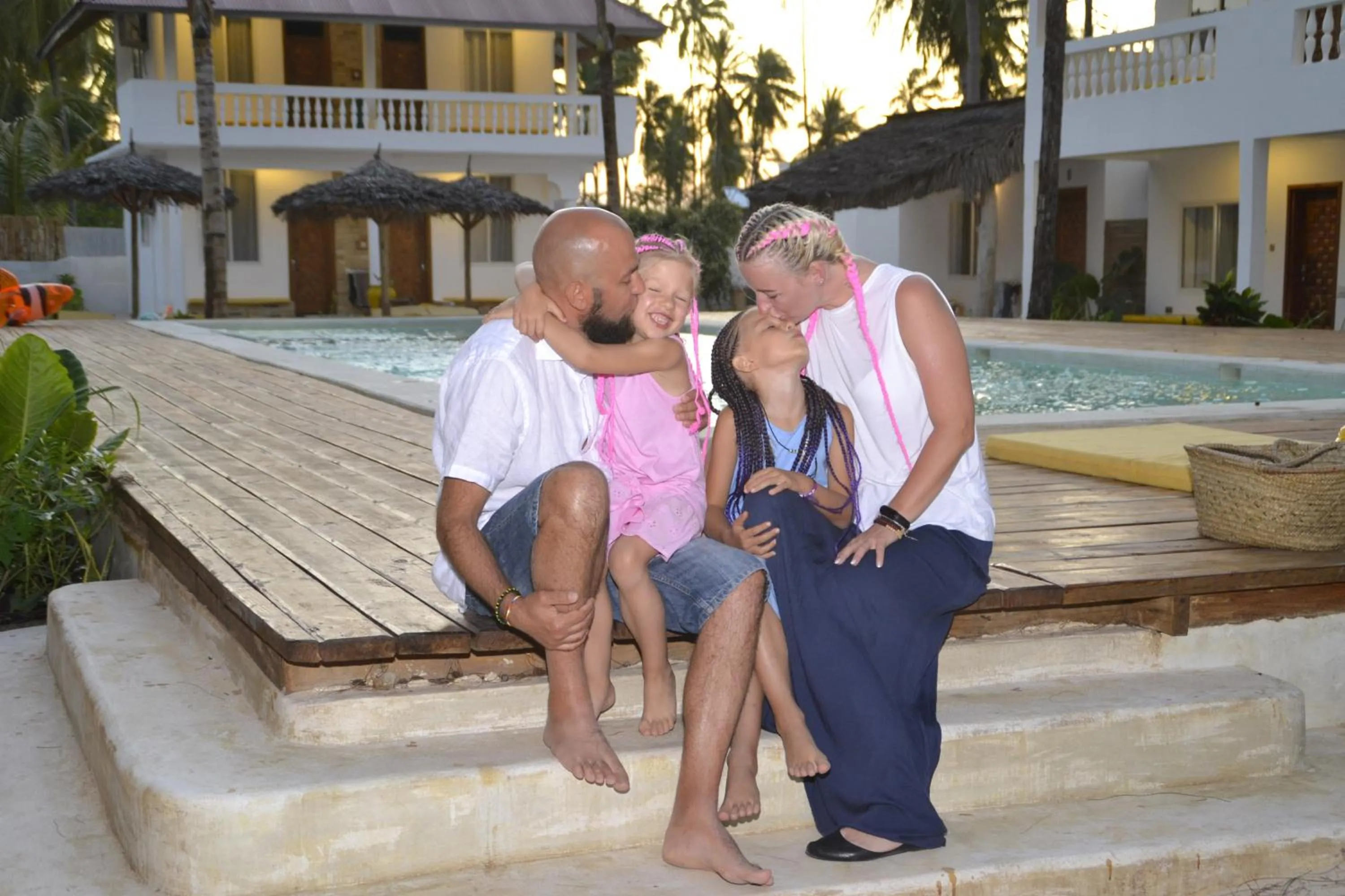 Mem Luxury Apartments and Hotel