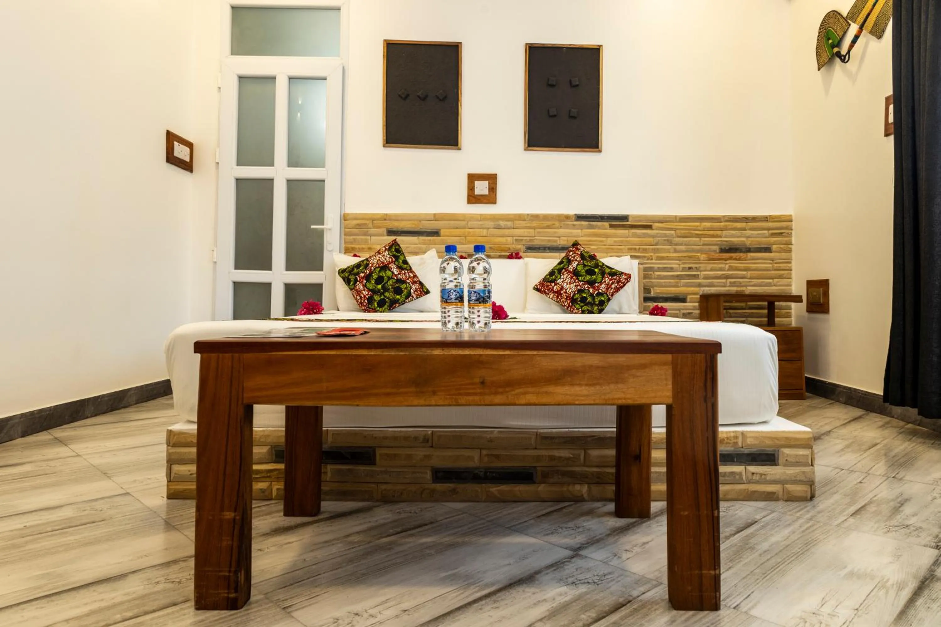 Mem Luxury Apartments and Hotel