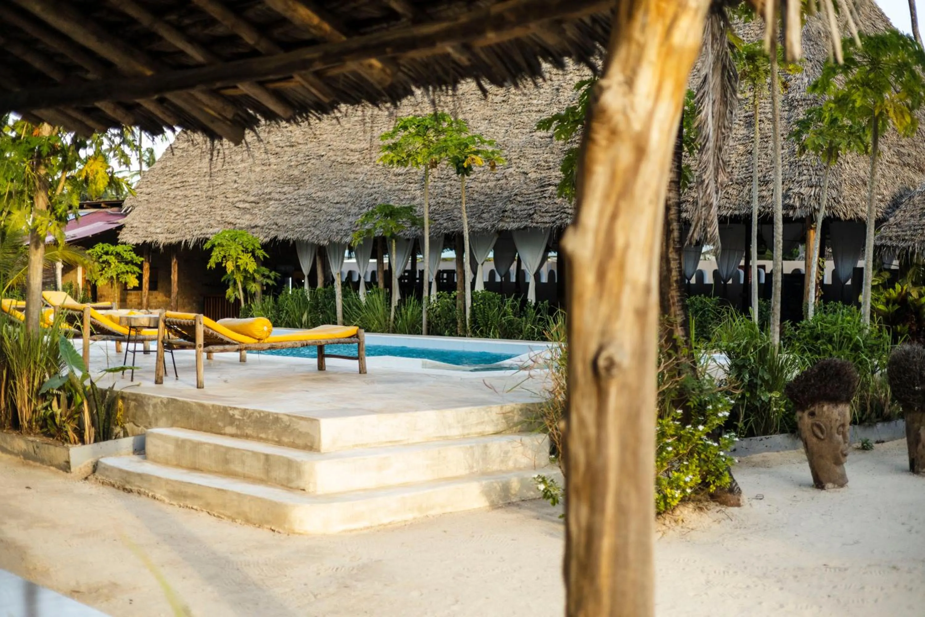 Mem Luxury Apartments and Hotel