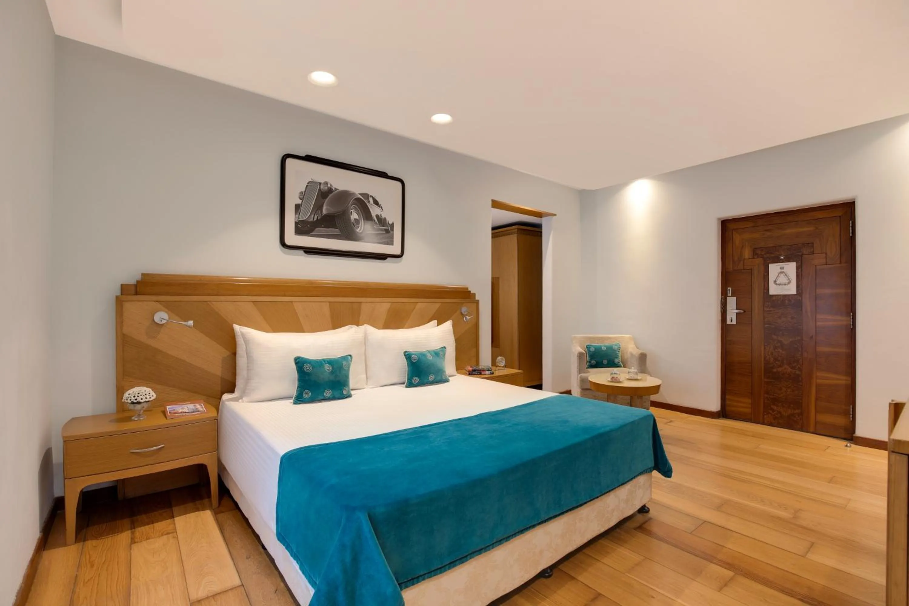 Bed in Ambassador, New Delhi - IHCL SeleQtions