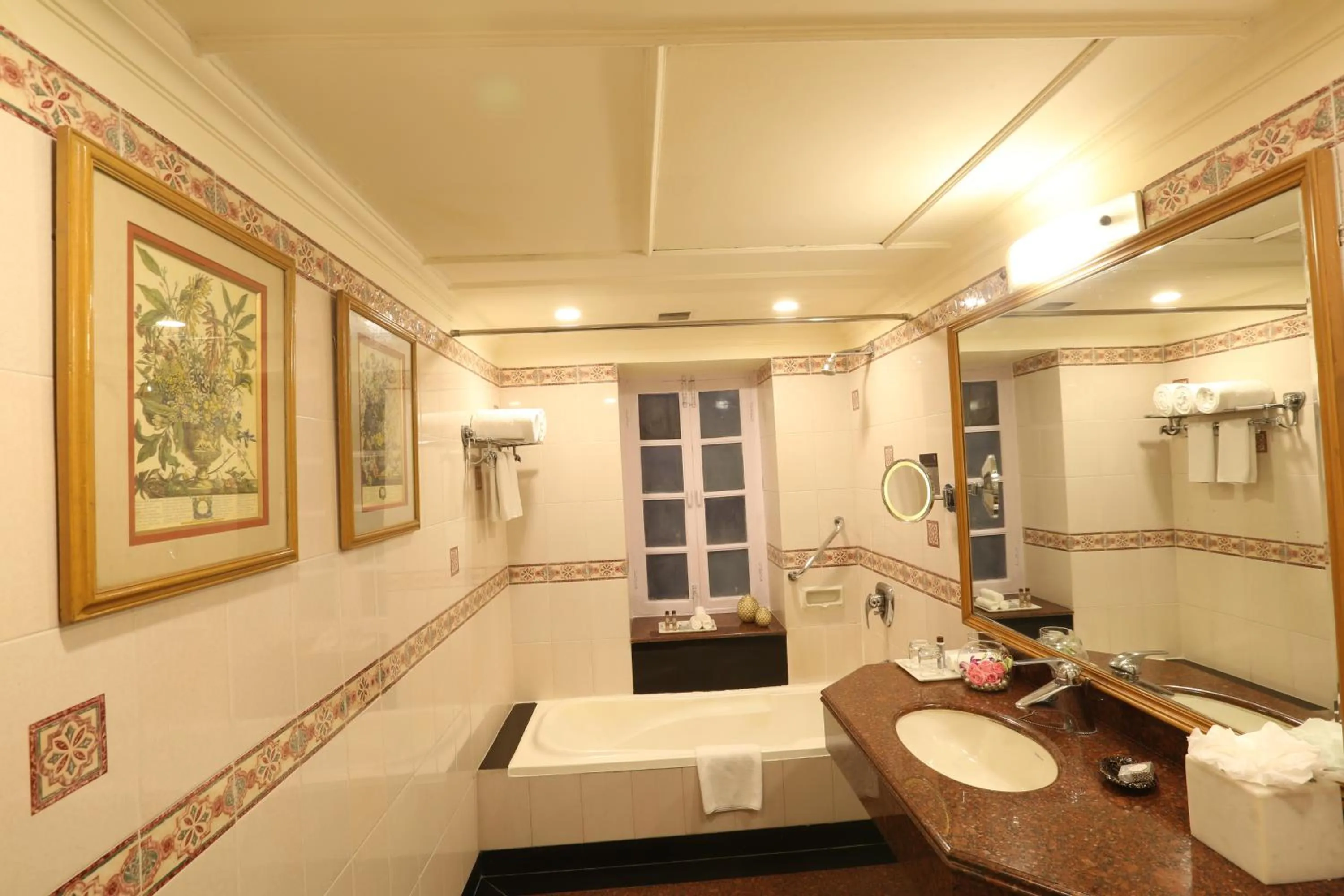 Bathroom in Ambassador, New Delhi - IHCL SeleQtions