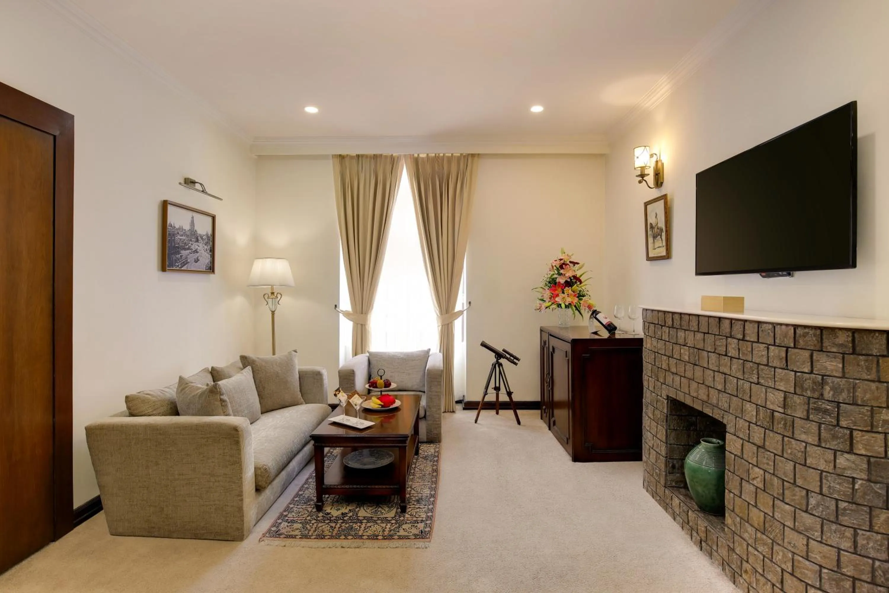 Ambassador, New Delhi - IHCL SeleQtions