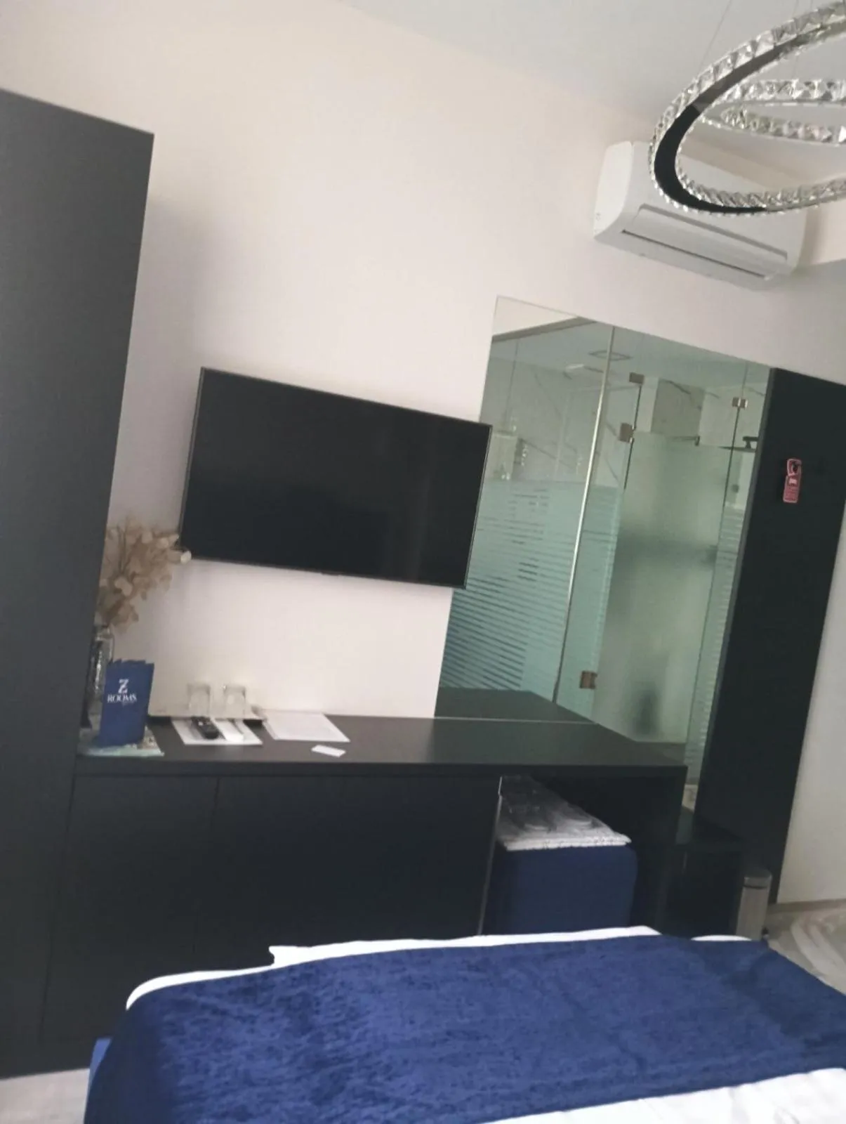 Bed in Z Rooms Boutique Smart Hotel, személyzet nélkül