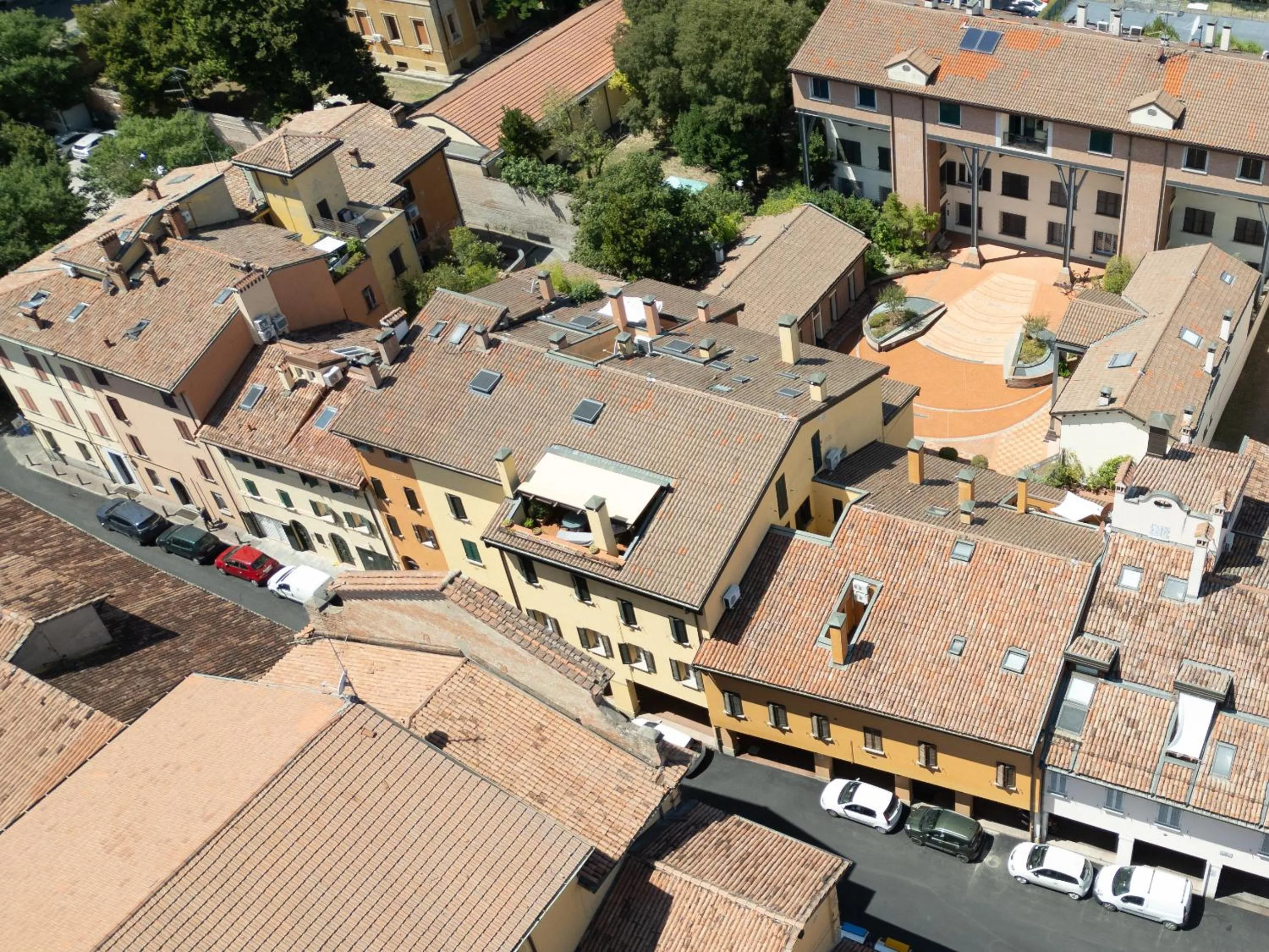 Neighbourhood in BolognaRoomscom - Frassinago Deluxe