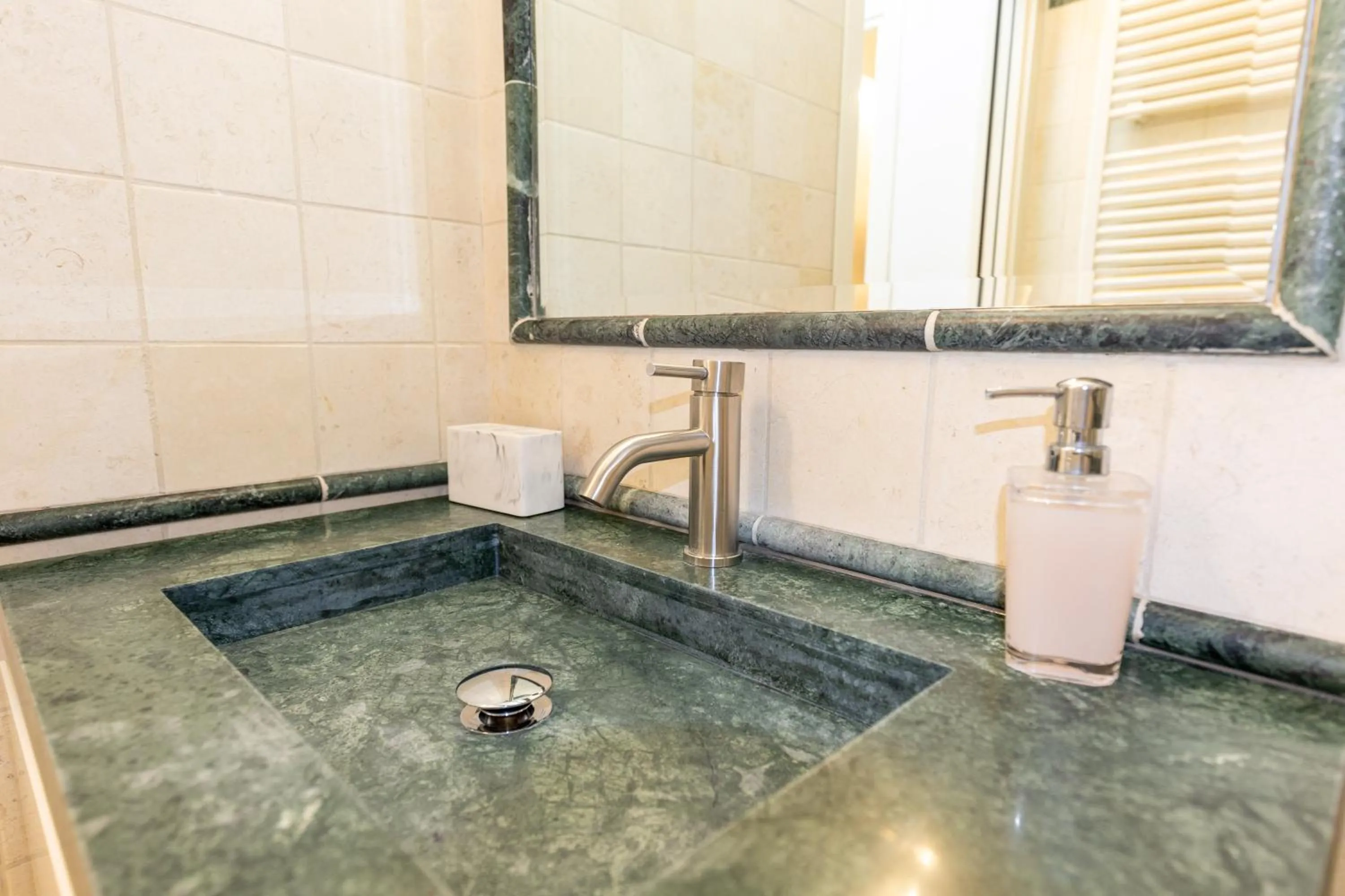 BolognaRoomscom - Frassinago Deluxe