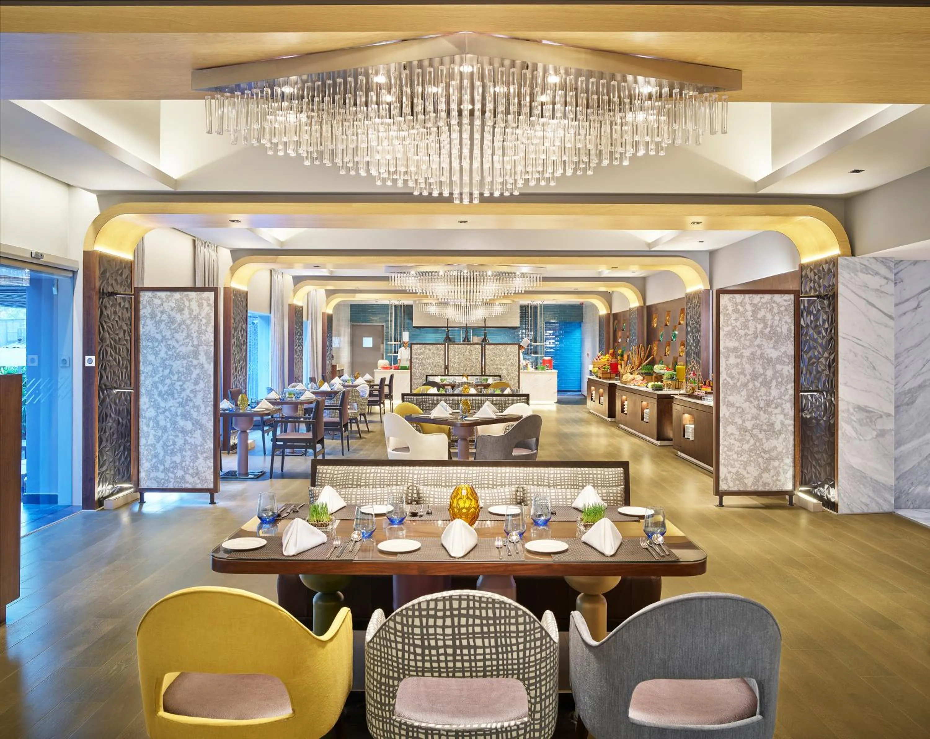 Restaurant/places to eat in Vivanta Bengaluru Residency Road