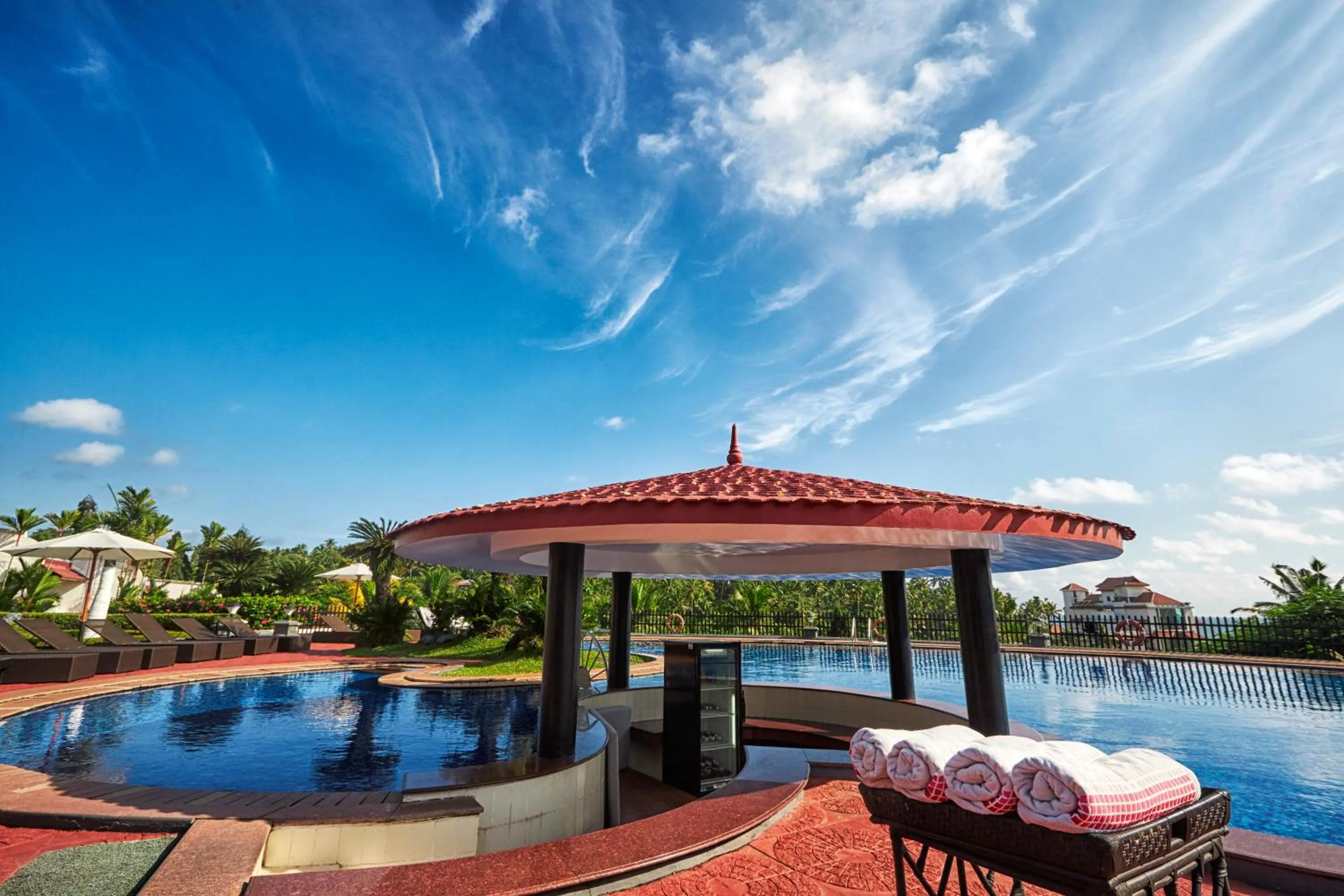 Swimming pool in Gateway Varkala