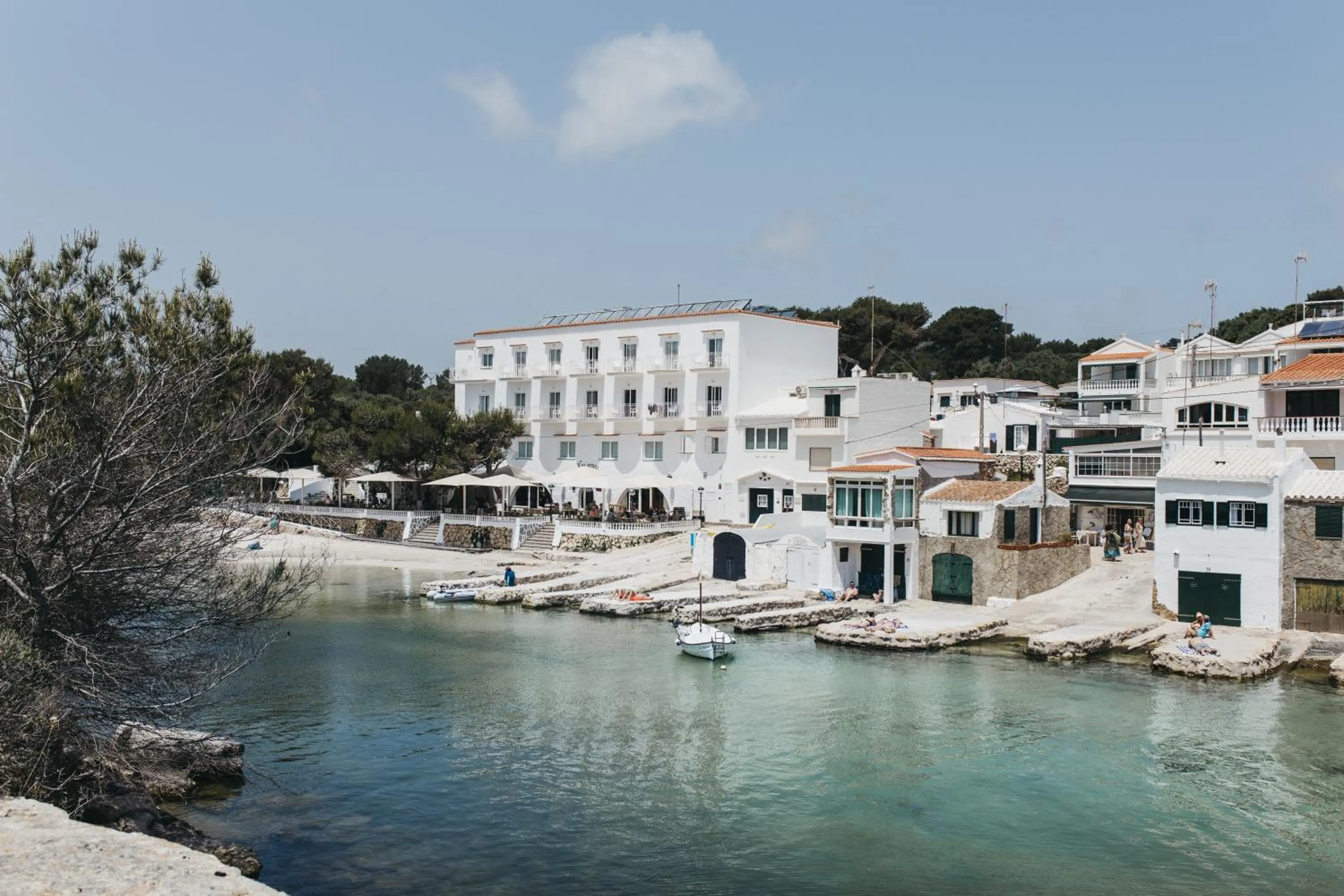 Hiking in HOSTAL XUROY