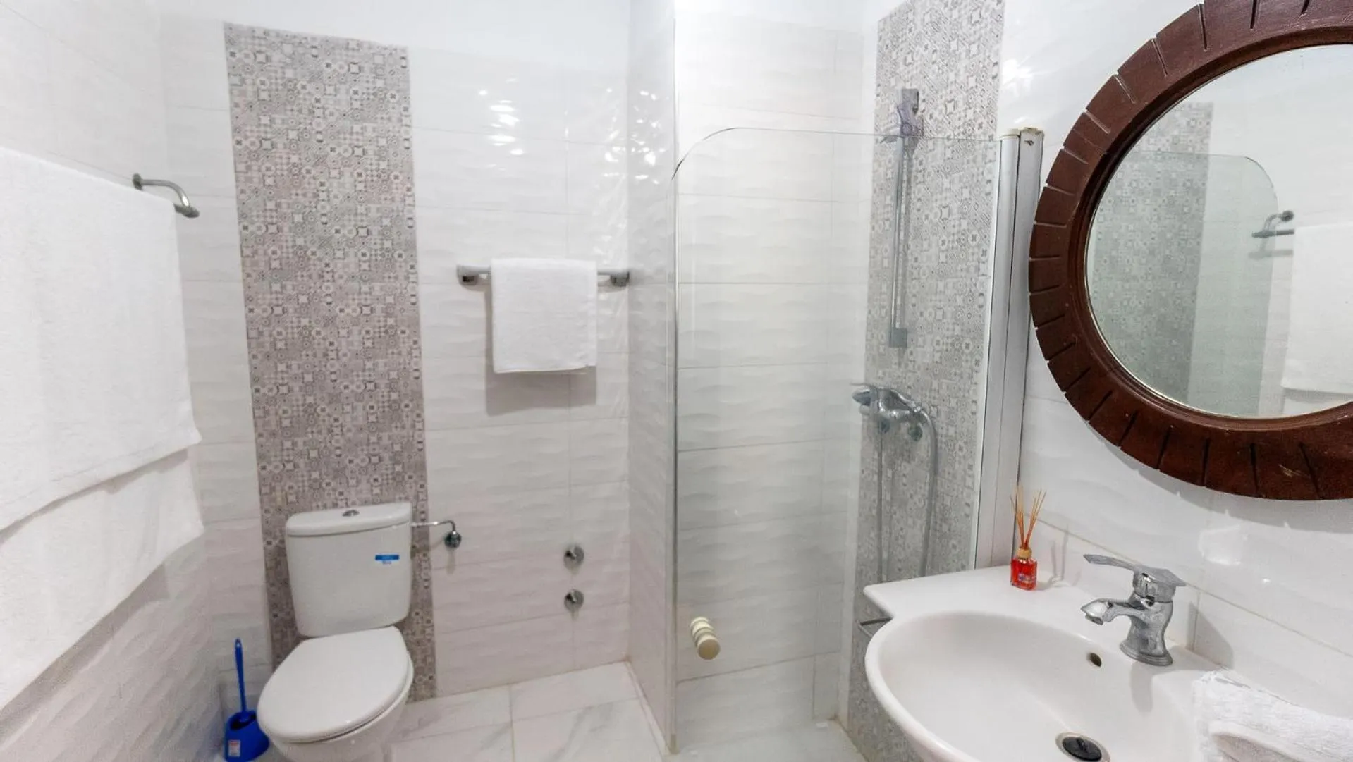 Bathroom in Sables D'or Appart Hôtel