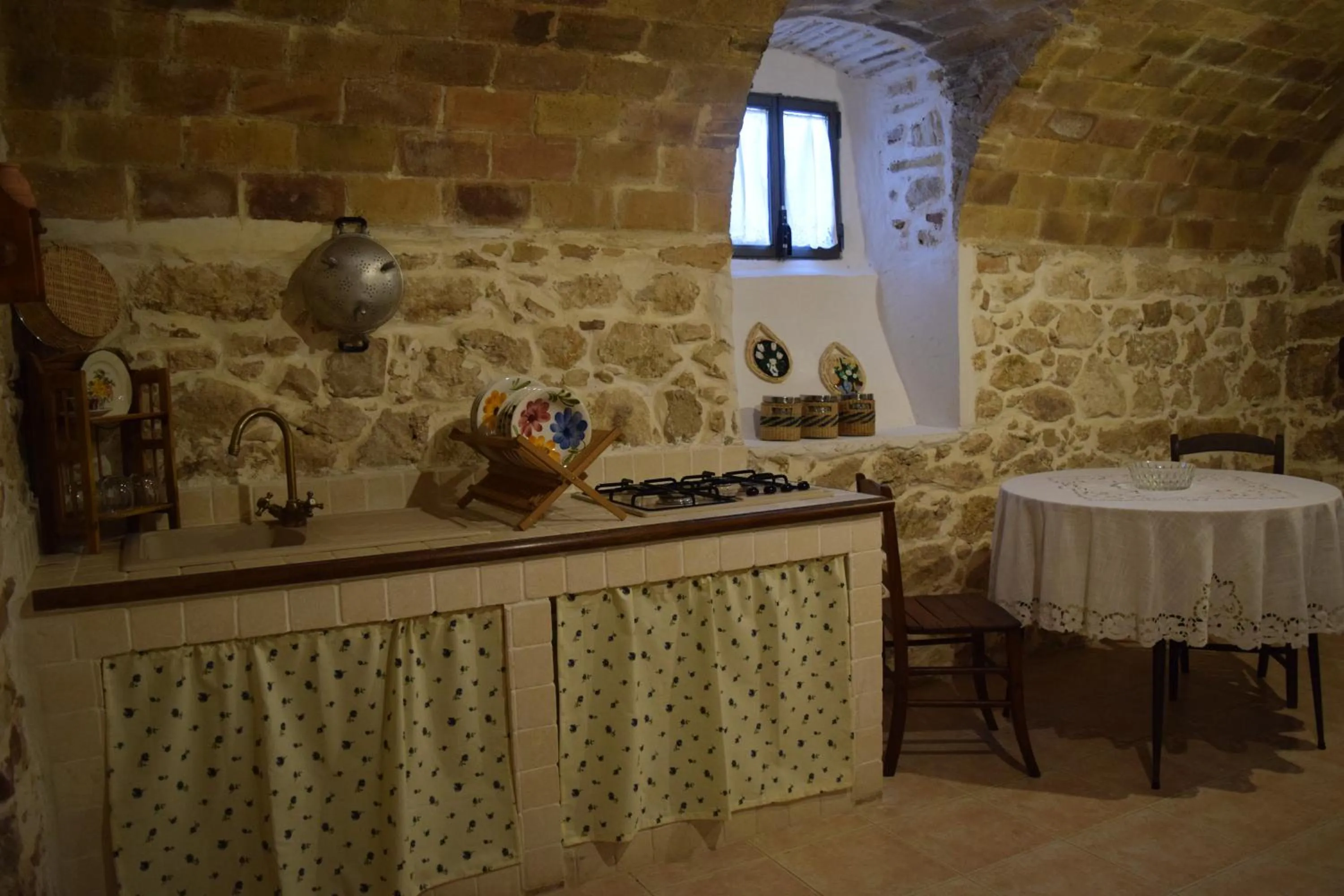 Kitchen or kitchenette in Il Ciavattone Bed and Bike