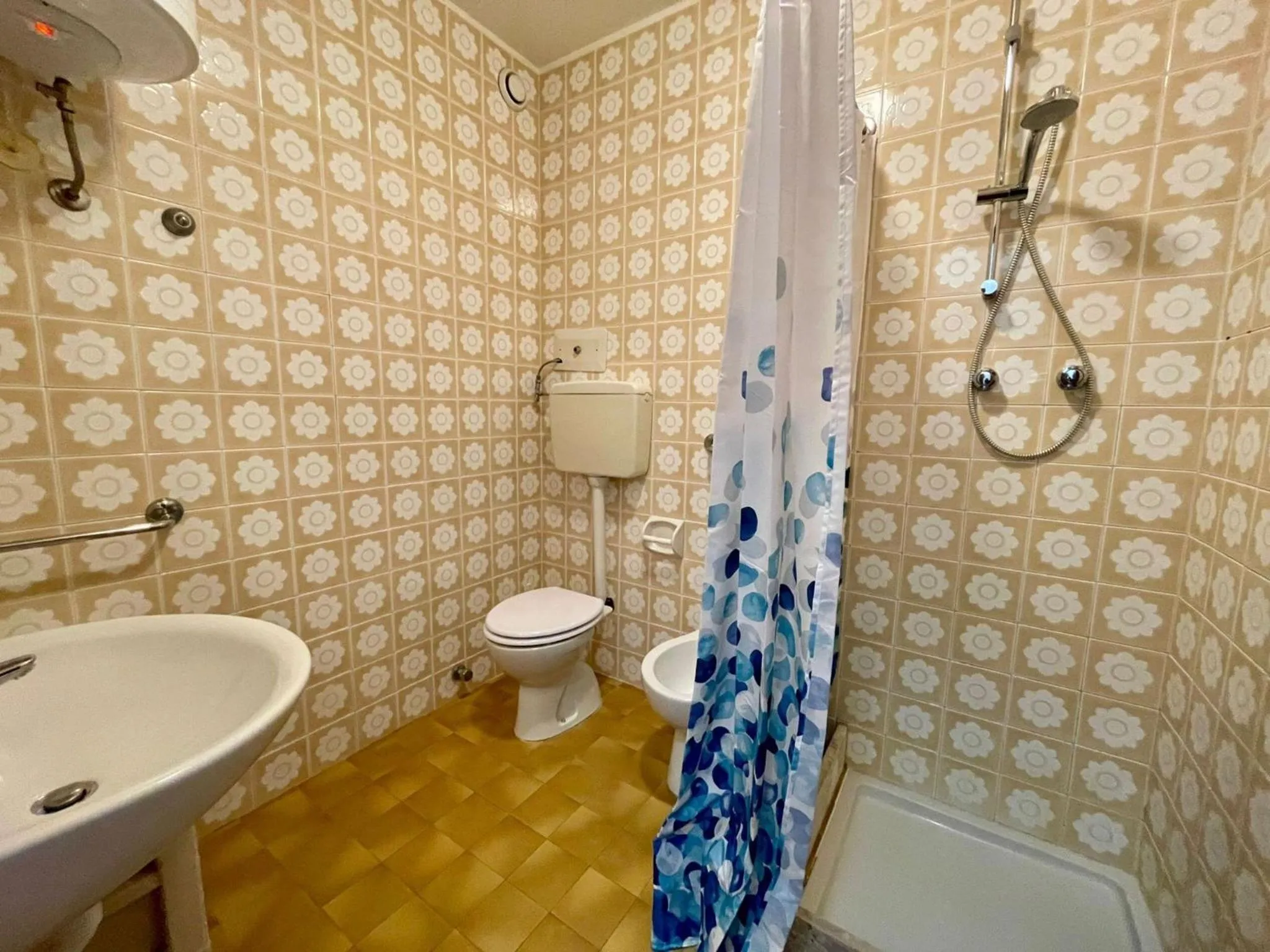 Comfortable flat for four-Beahost