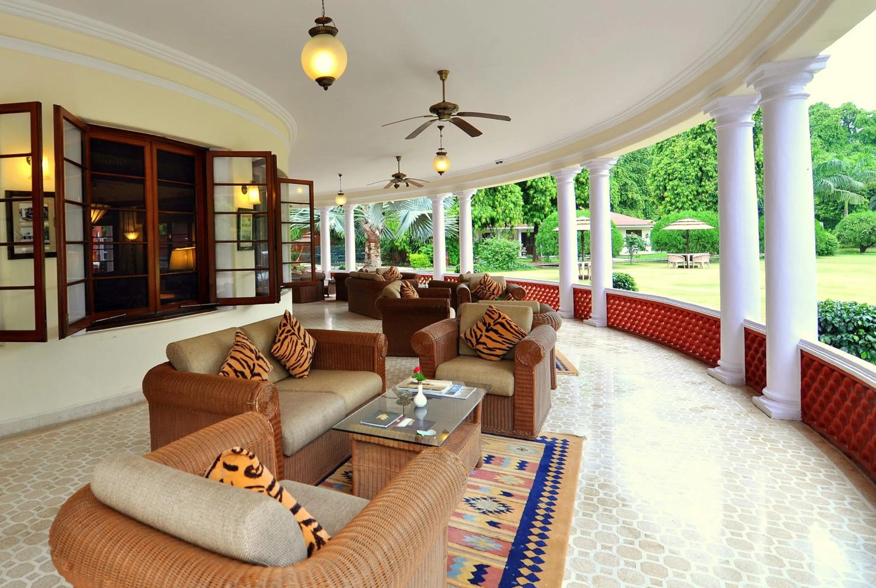 Lounge or bar in The Maharaja's Lodge, Ranthambore