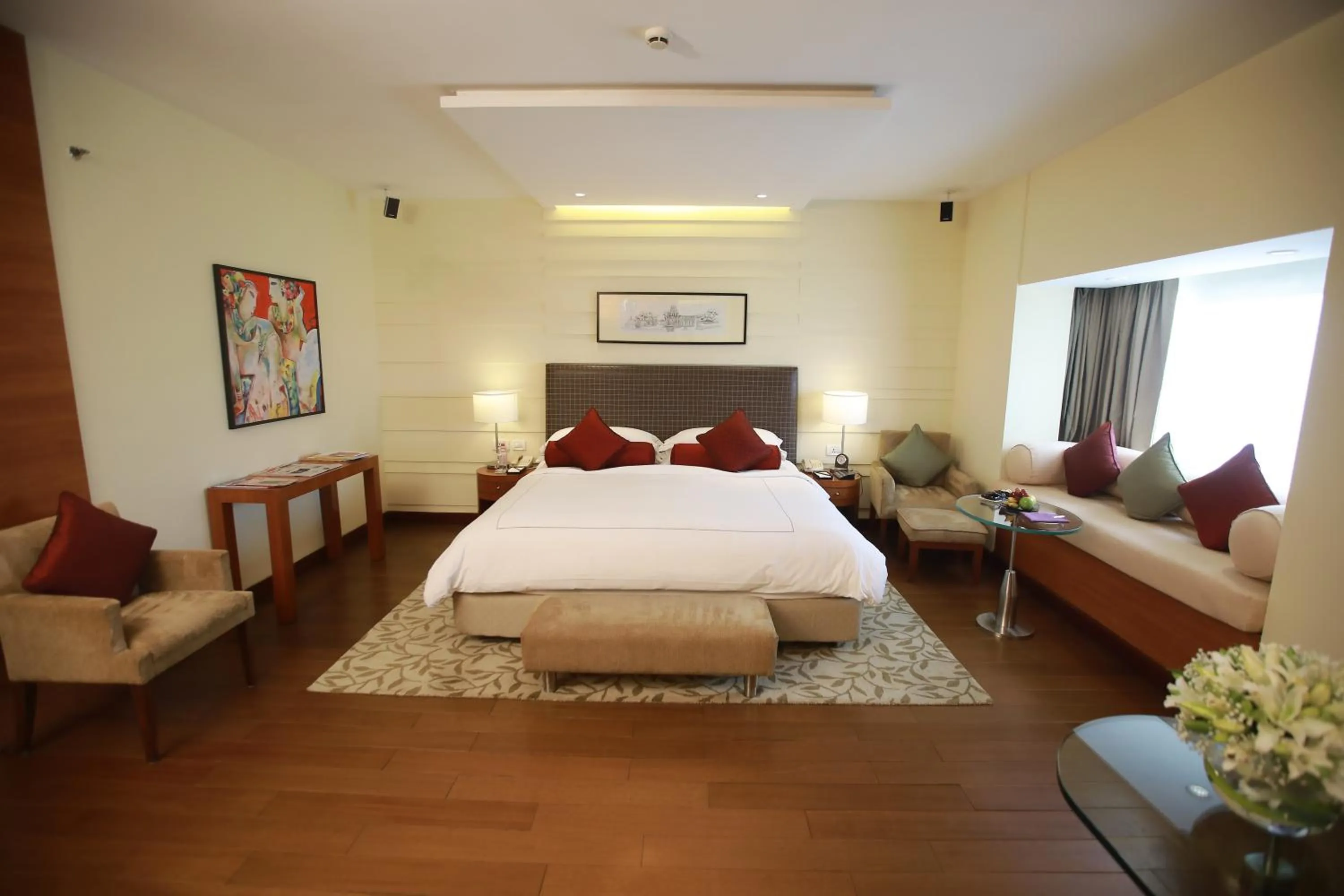 Bed in Taj Coromandel