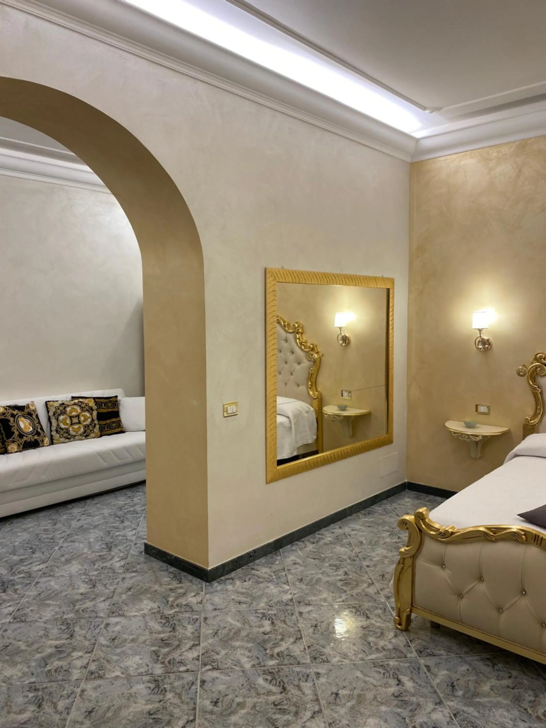 Bed in Suite Incentro Salerno