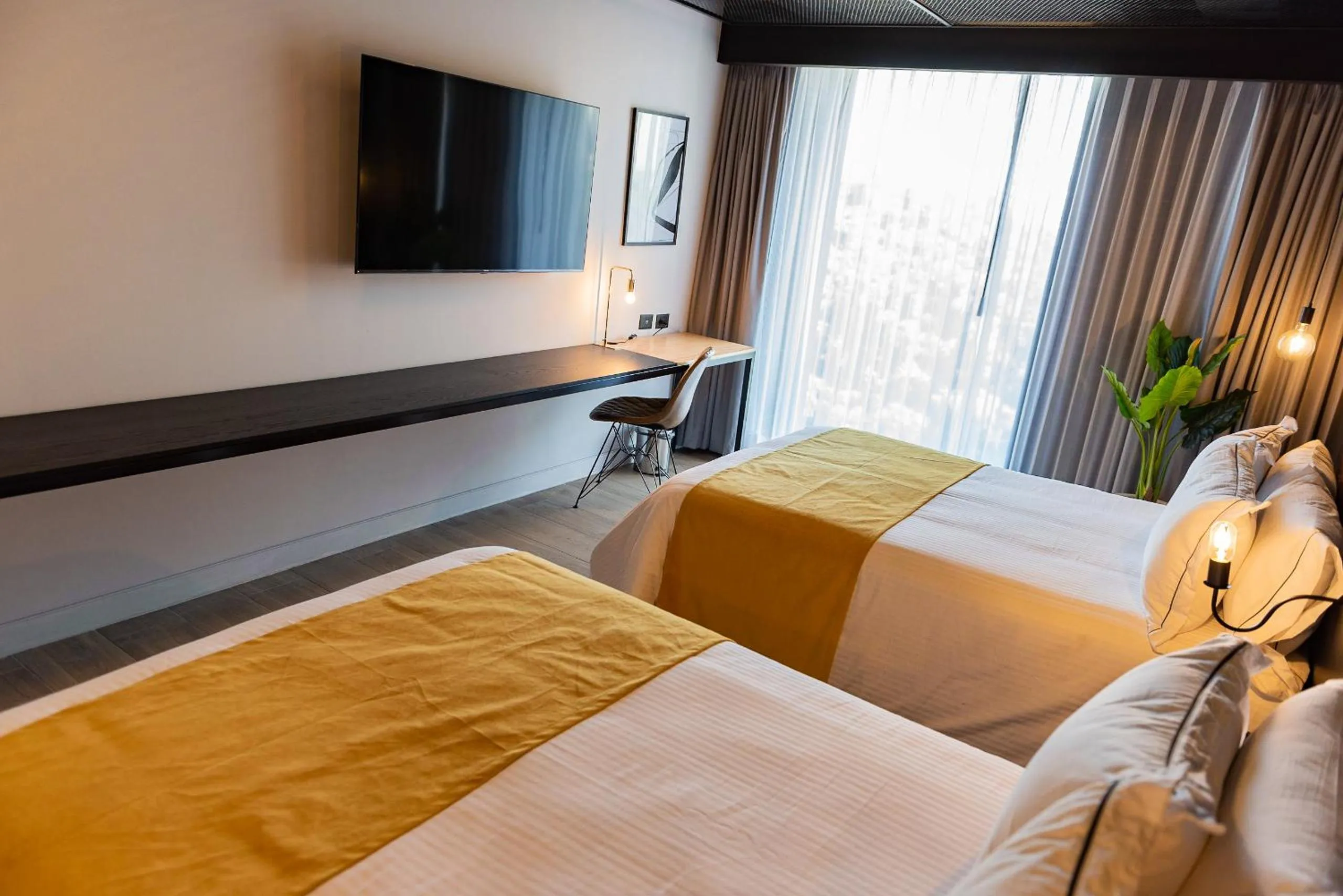 Bedroom, Bed in FULTON Business Luxury HOTEL