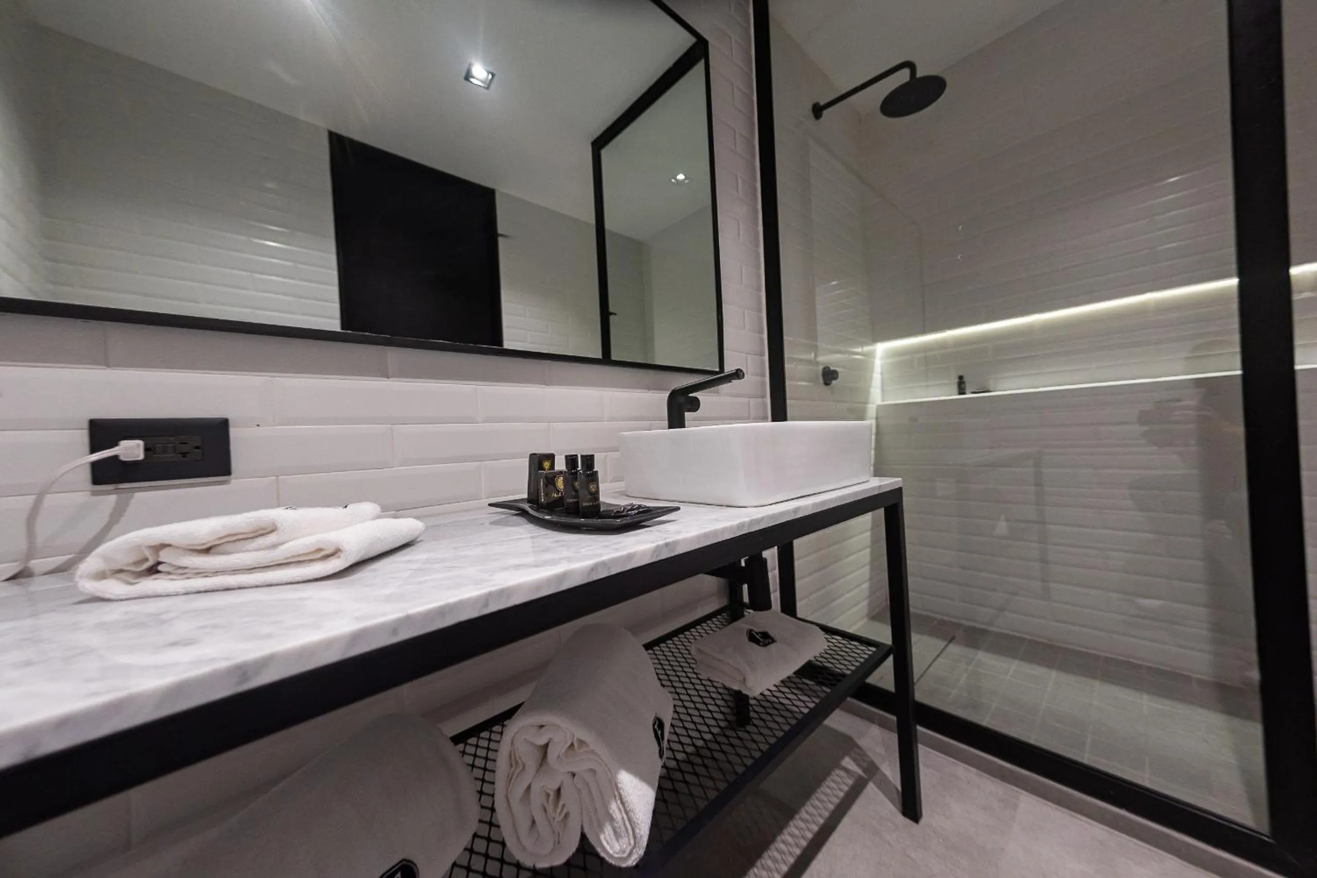 Bathroom in FULTON Business Luxury HOTEL