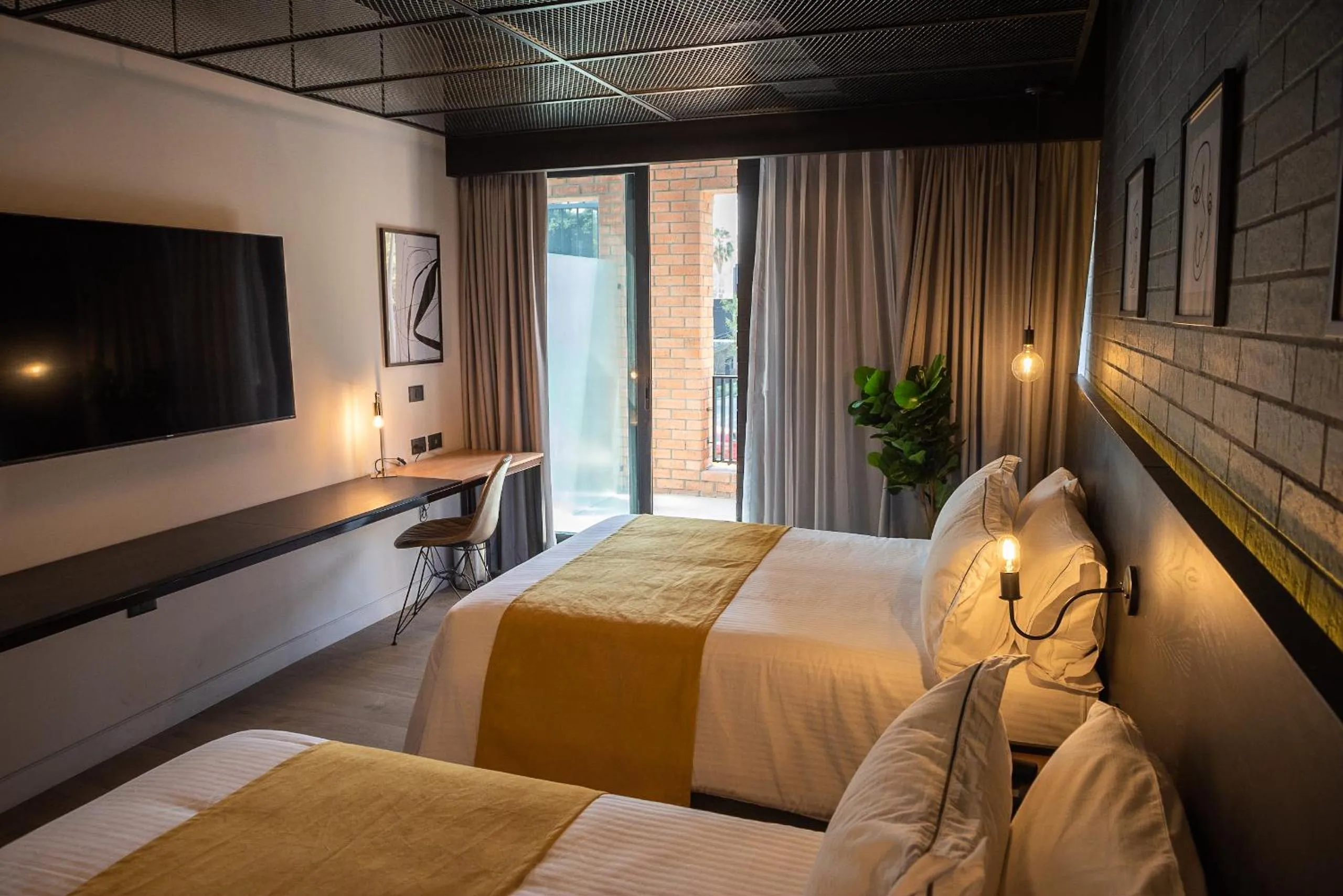 Bedroom, Bed in FULTON Business Luxury HOTEL