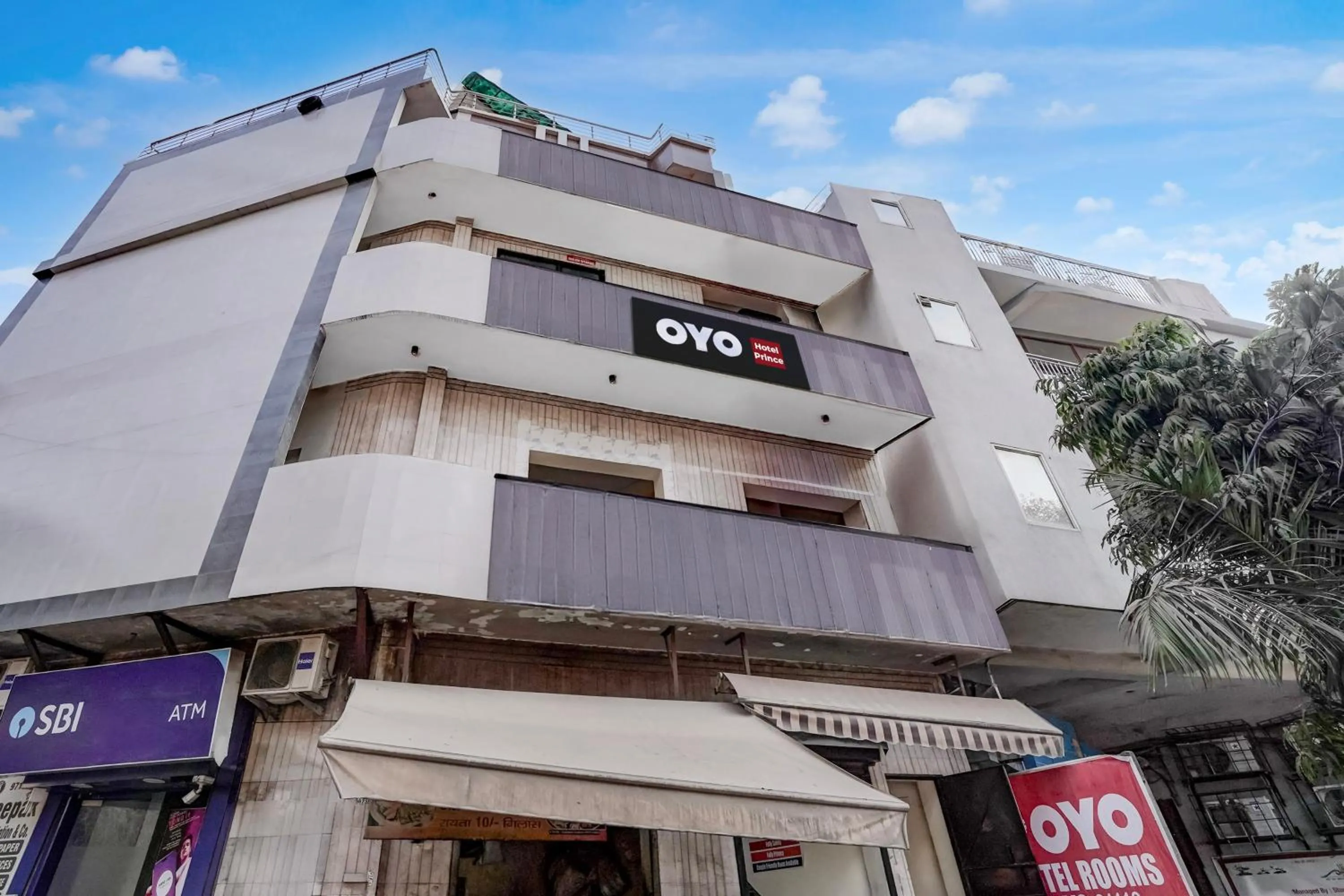 Facade/entrance in Hotel O Prince