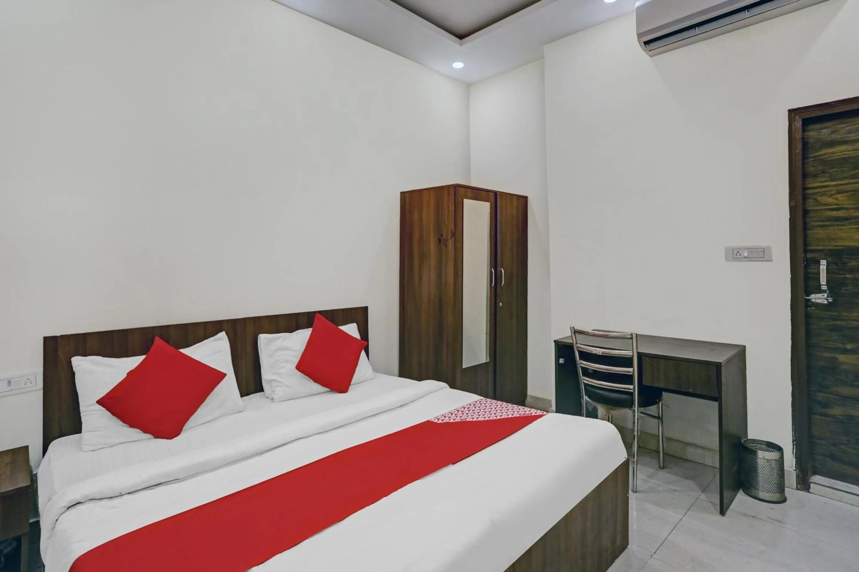 Bedroom in Hotel O Prince