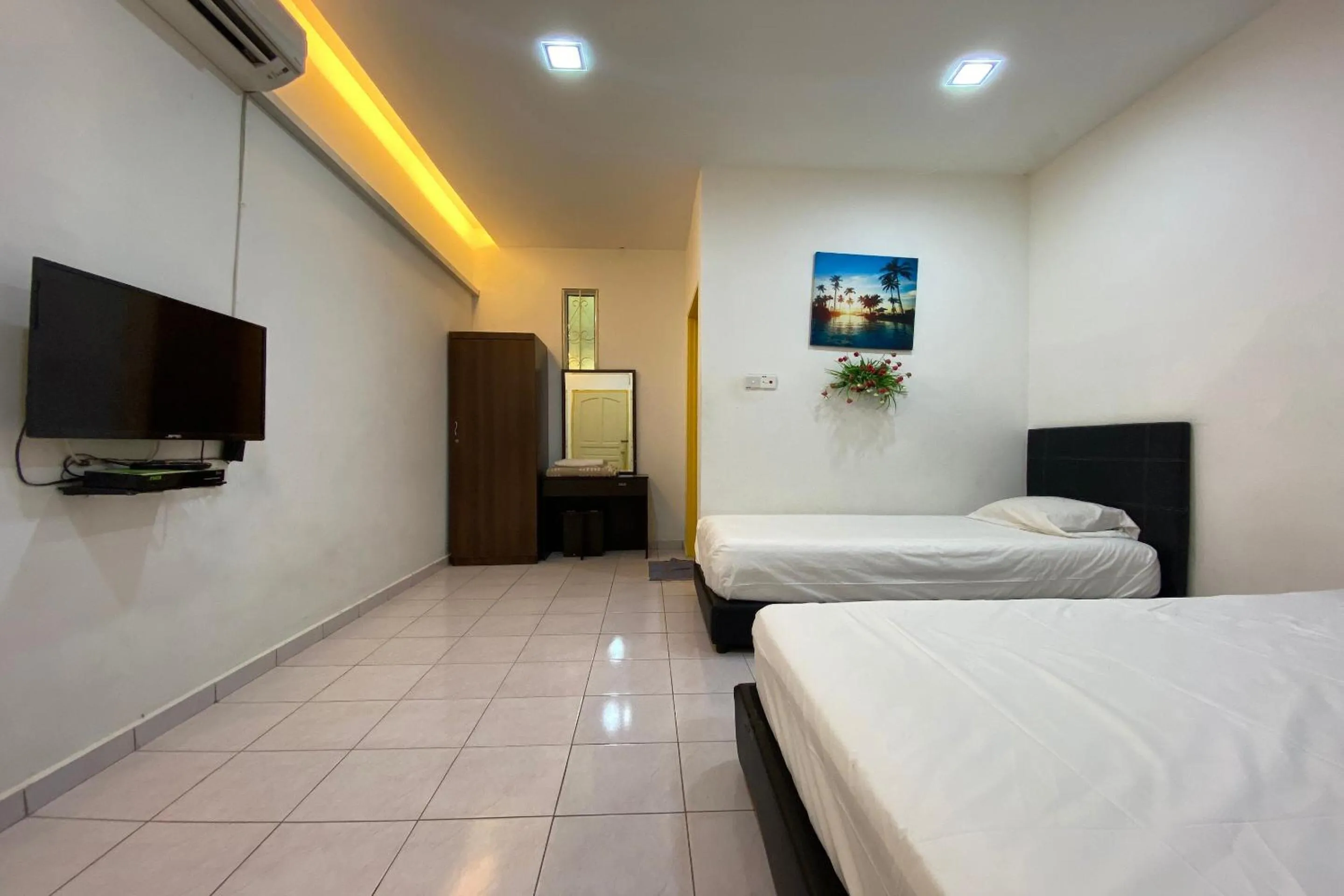 Bedroom, Bed in Hotel O Taman Kota Homestay