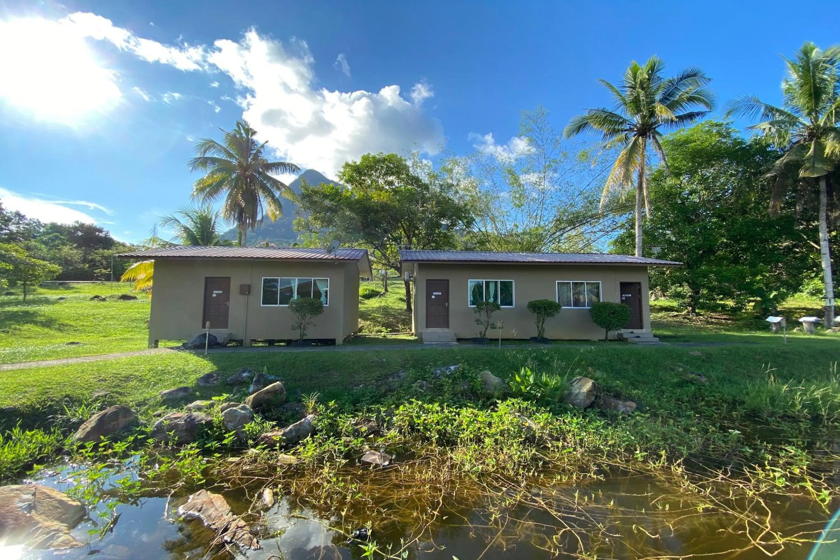 Bedroom in Hotel O Rb Homestay & Farms