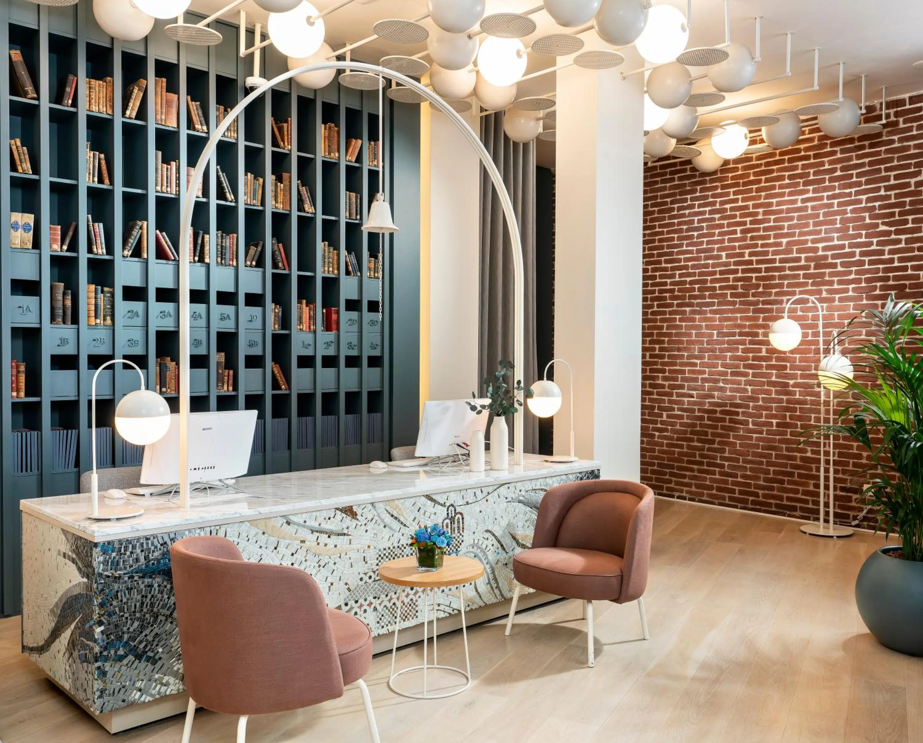 Ecole St. Pierre Hotel