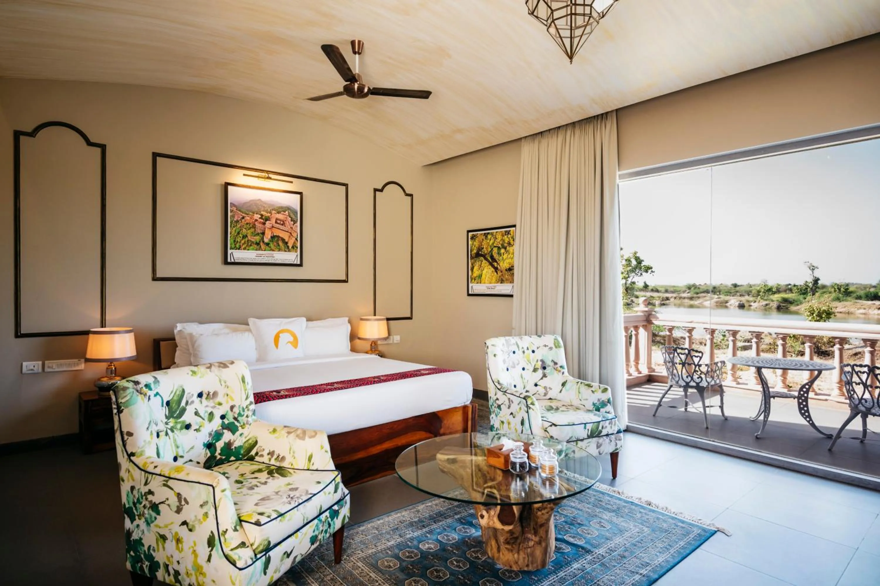 Bed in WelcomHeritage Cheetahgarh Resort & Spa