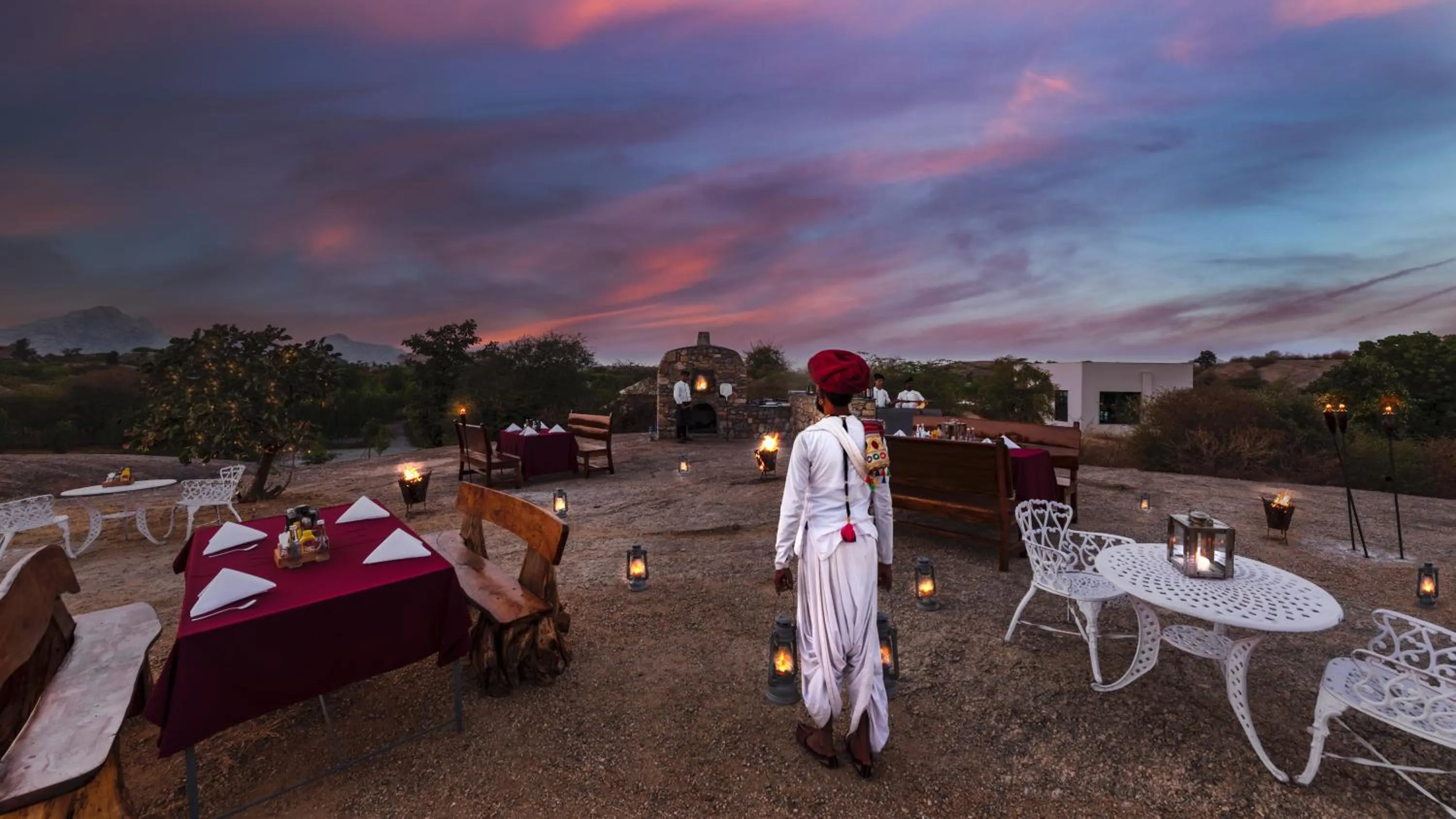 Restaurant/places to eat in WelcomHeritage Cheetahgarh Resort & Spa