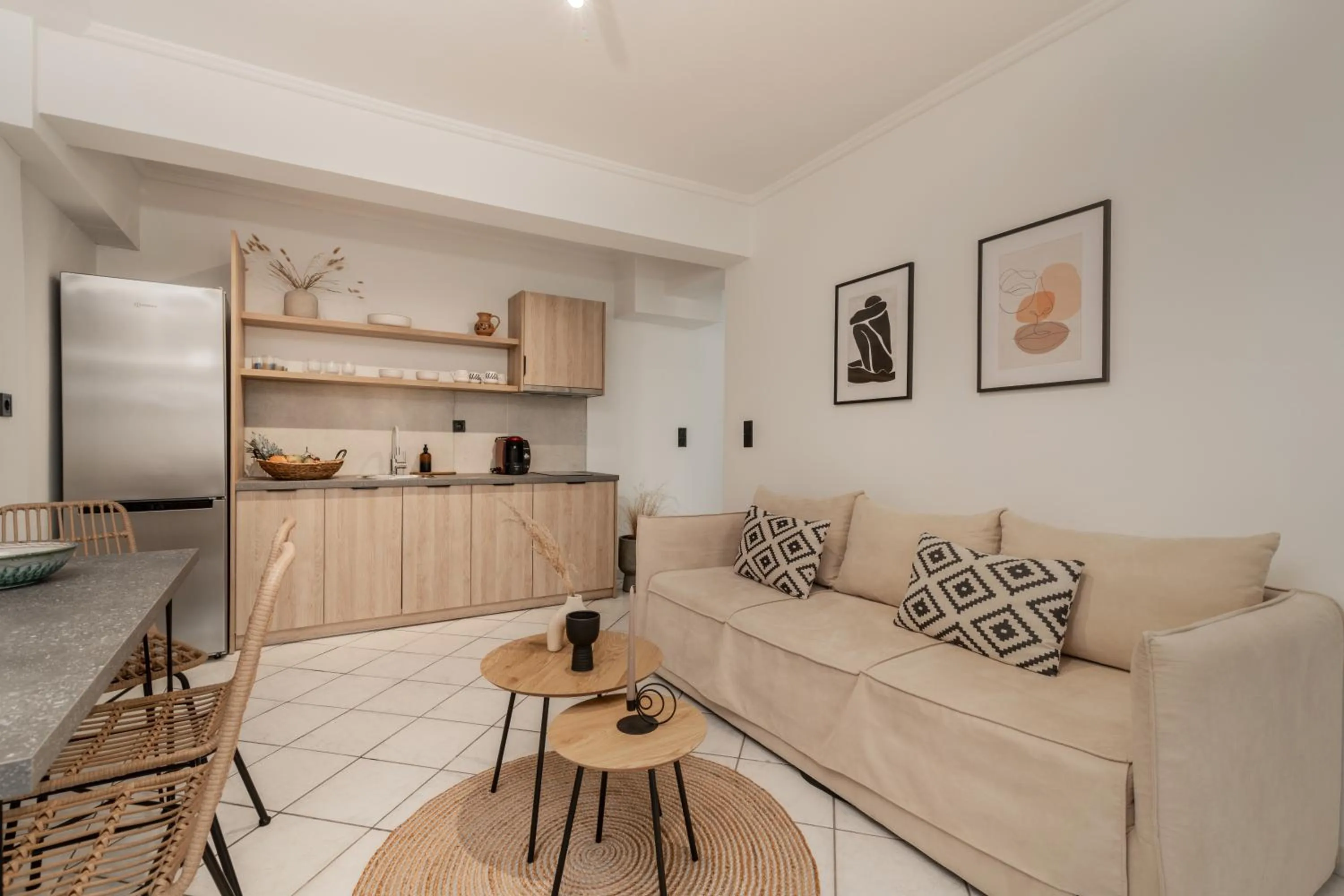 Kitchen or kitchenette in Daisy Hotel