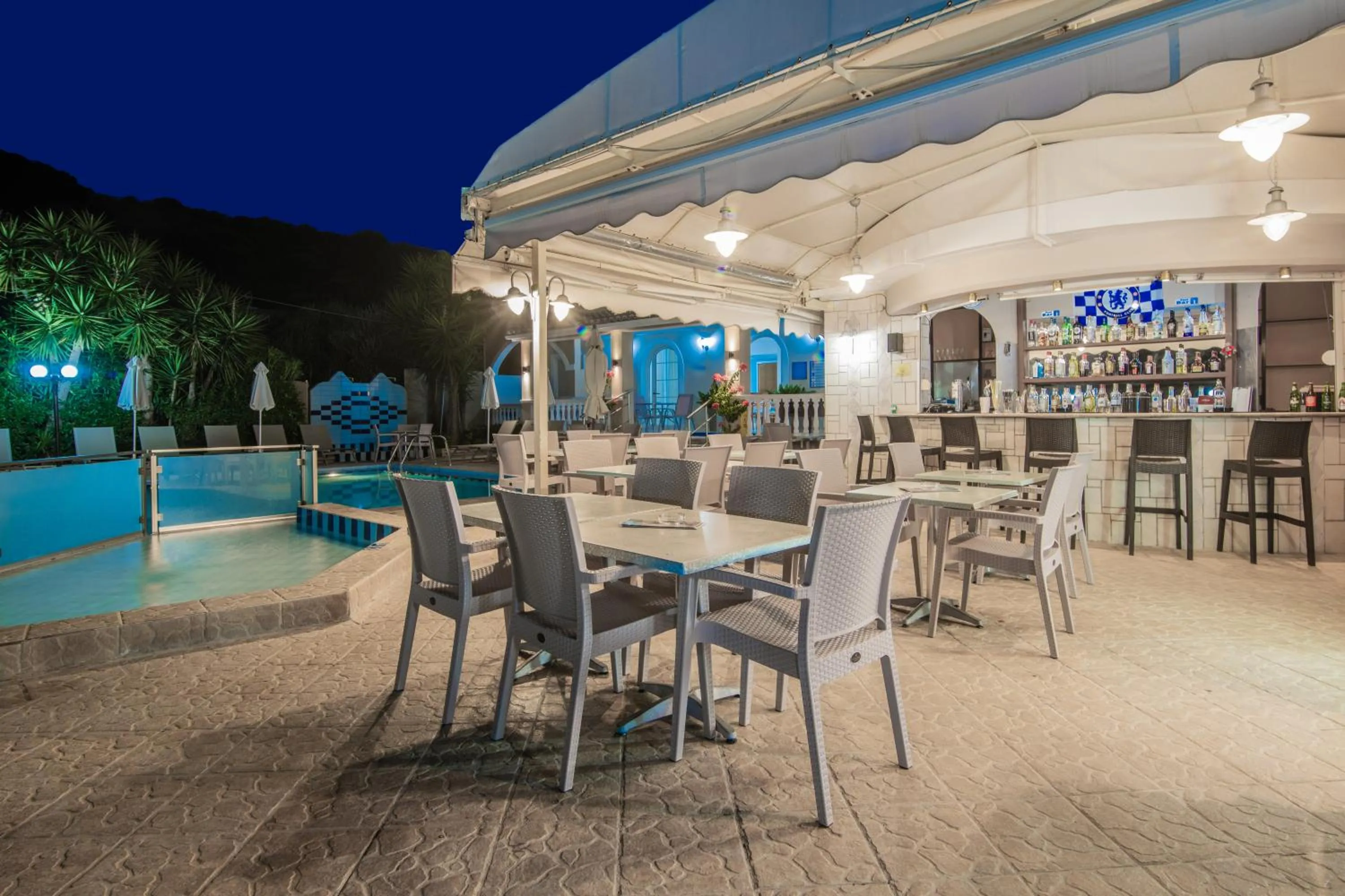 Patio in Daisy Hotel