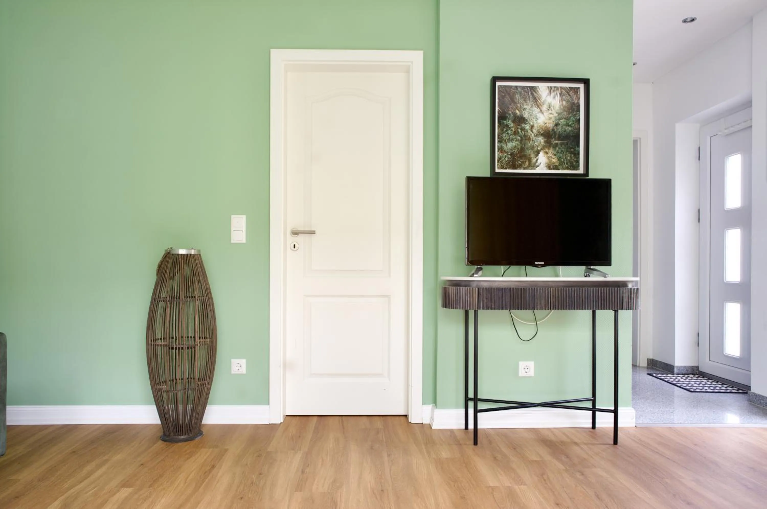 TV and multimedia in Apartments Les Jardins