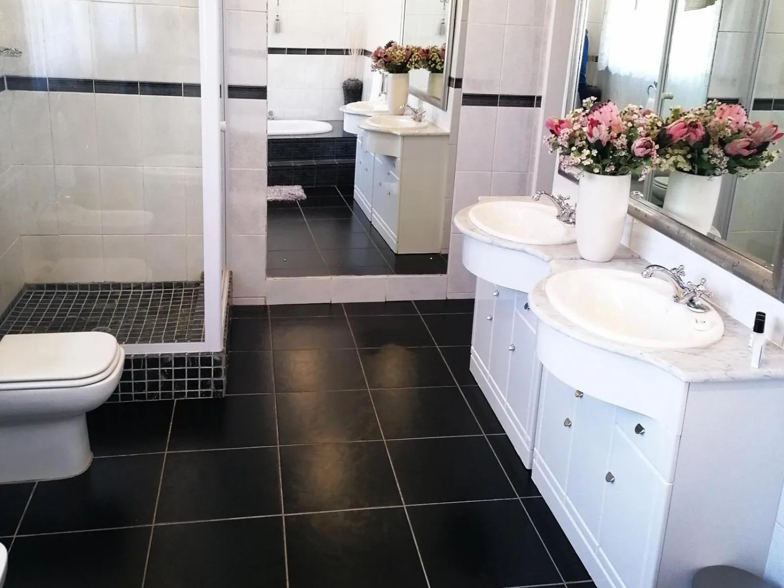 Bathroom in Casa Romana B&B