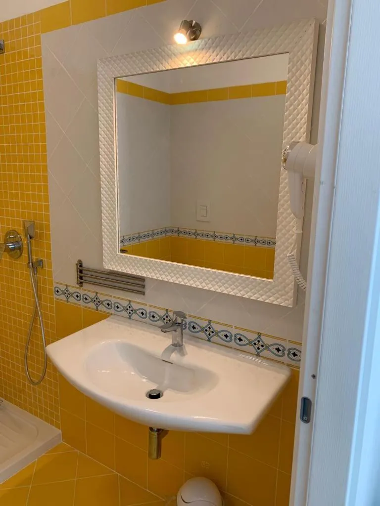 Double Room in Music House Palinuro