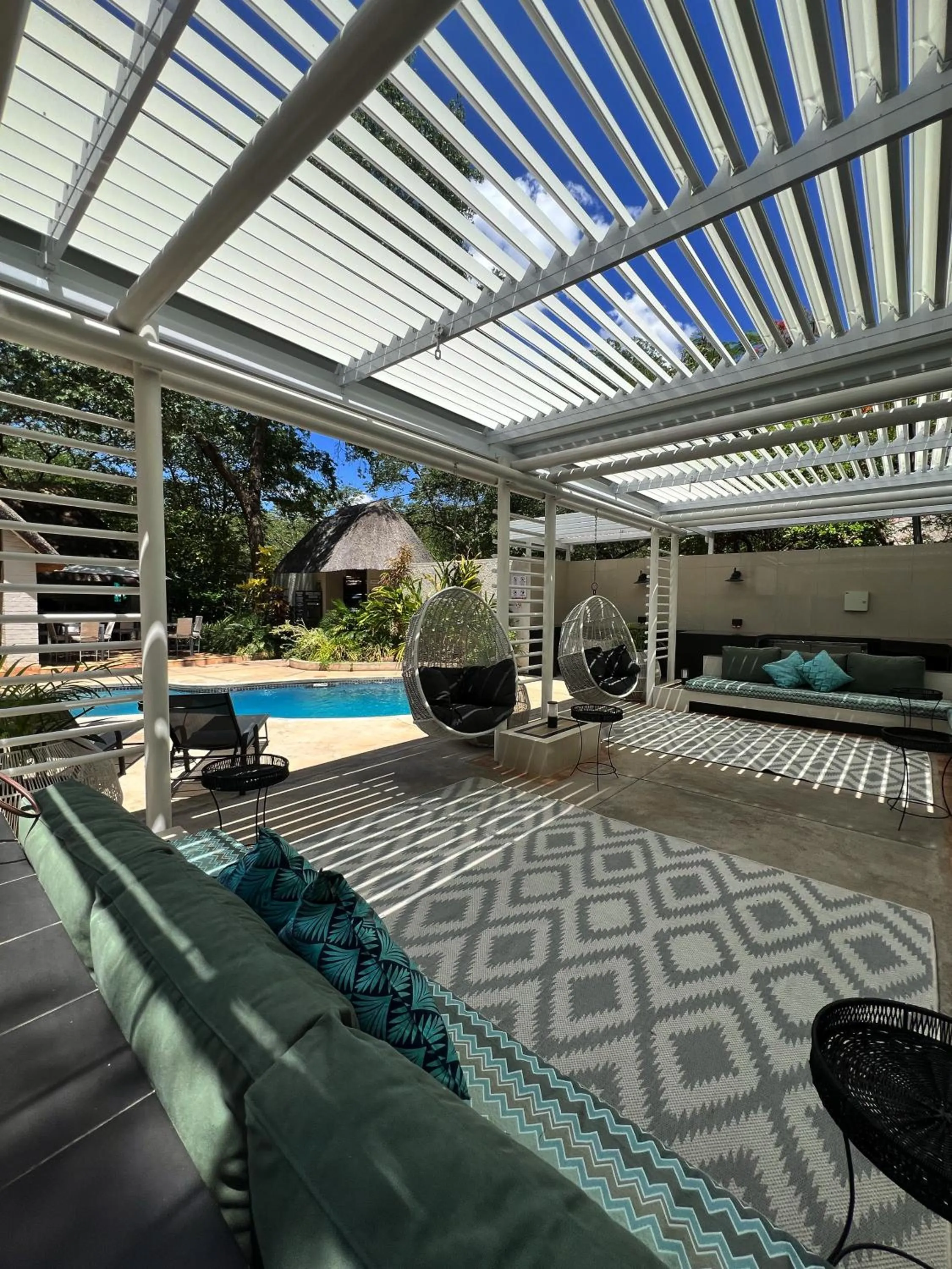 Day in Pamarah Lodge