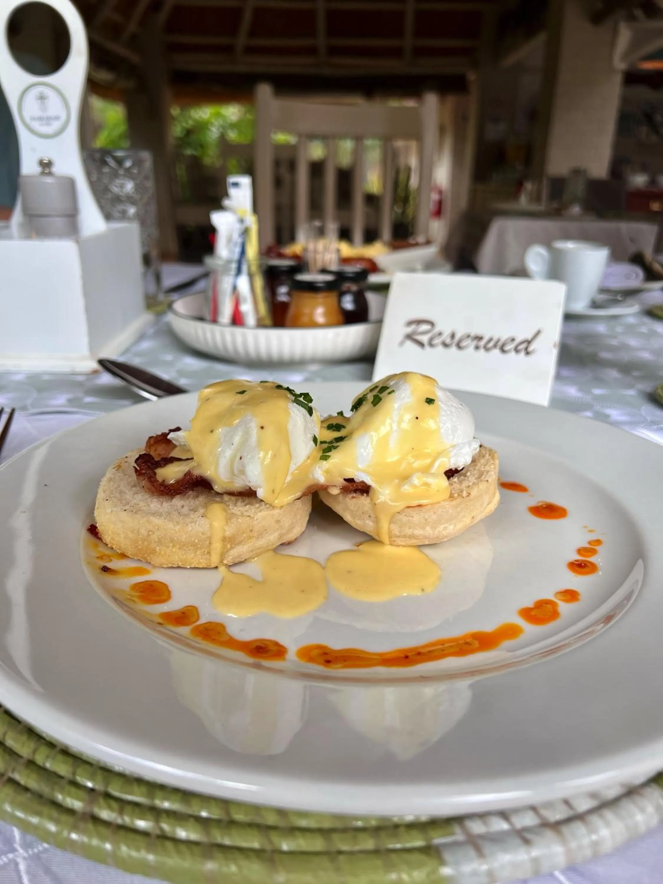 Restaurant/places to eat in Pamarah Lodge