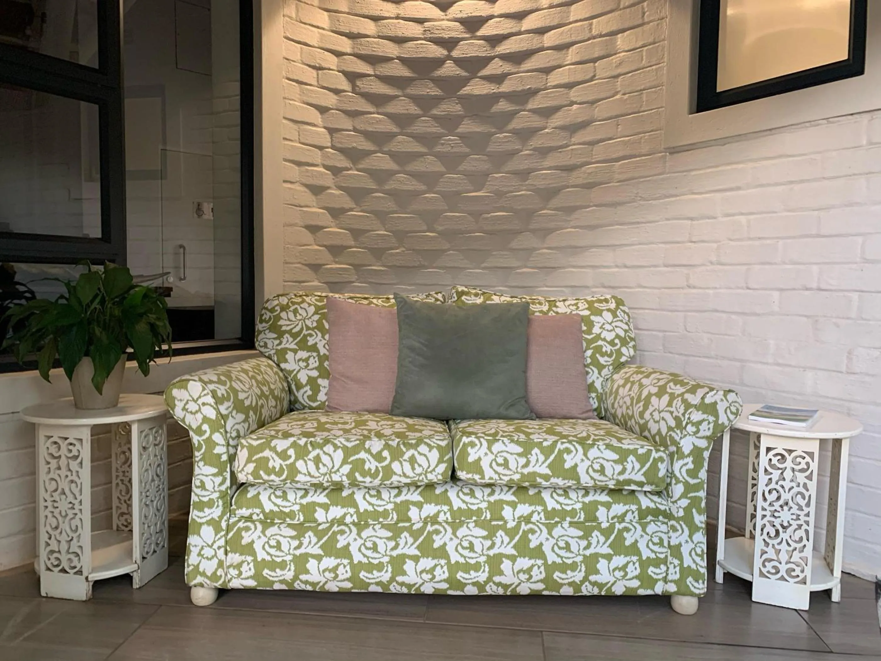 Property building in Pamarah Lodge