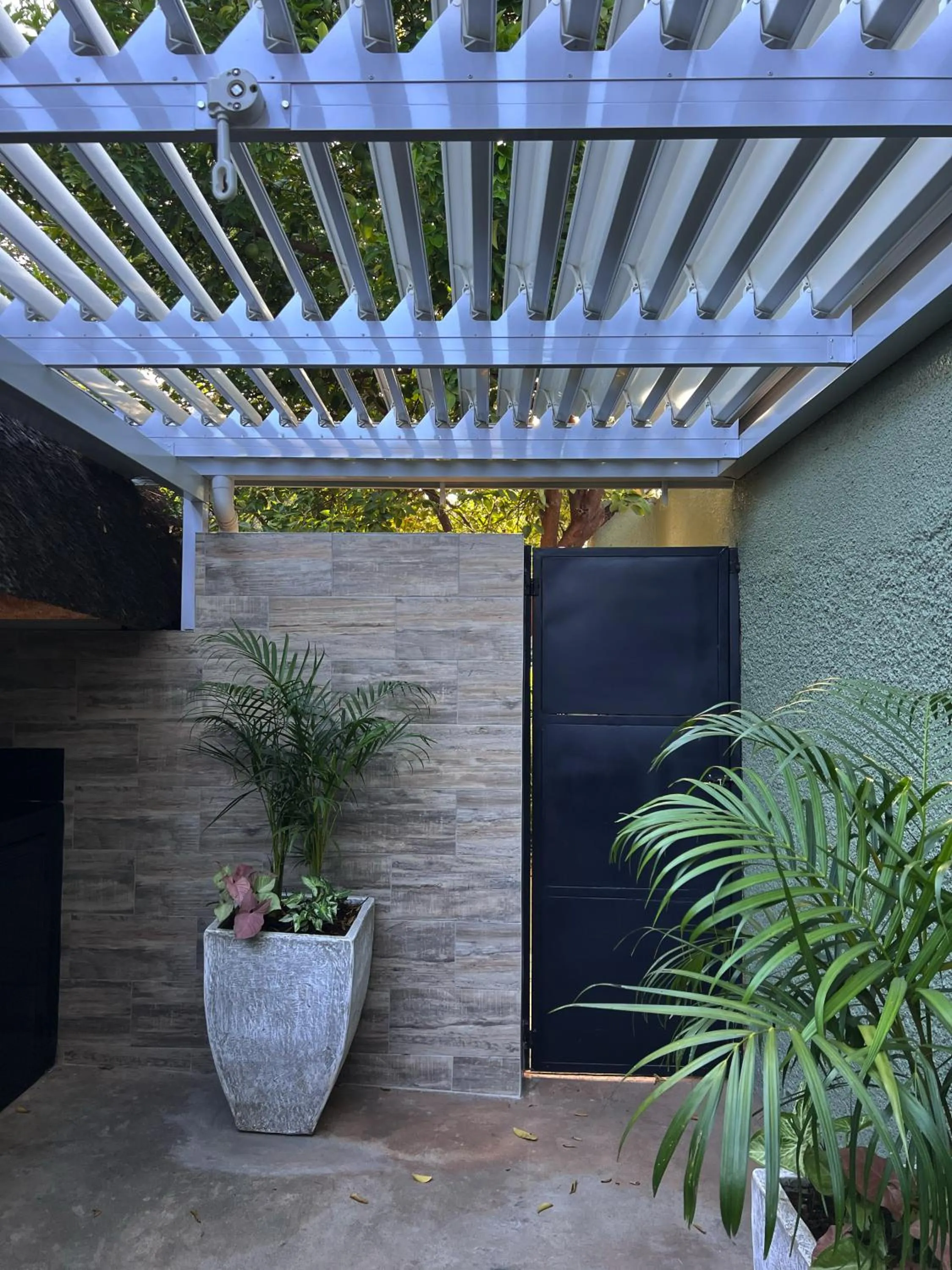 Property building in Pamarah Lodge