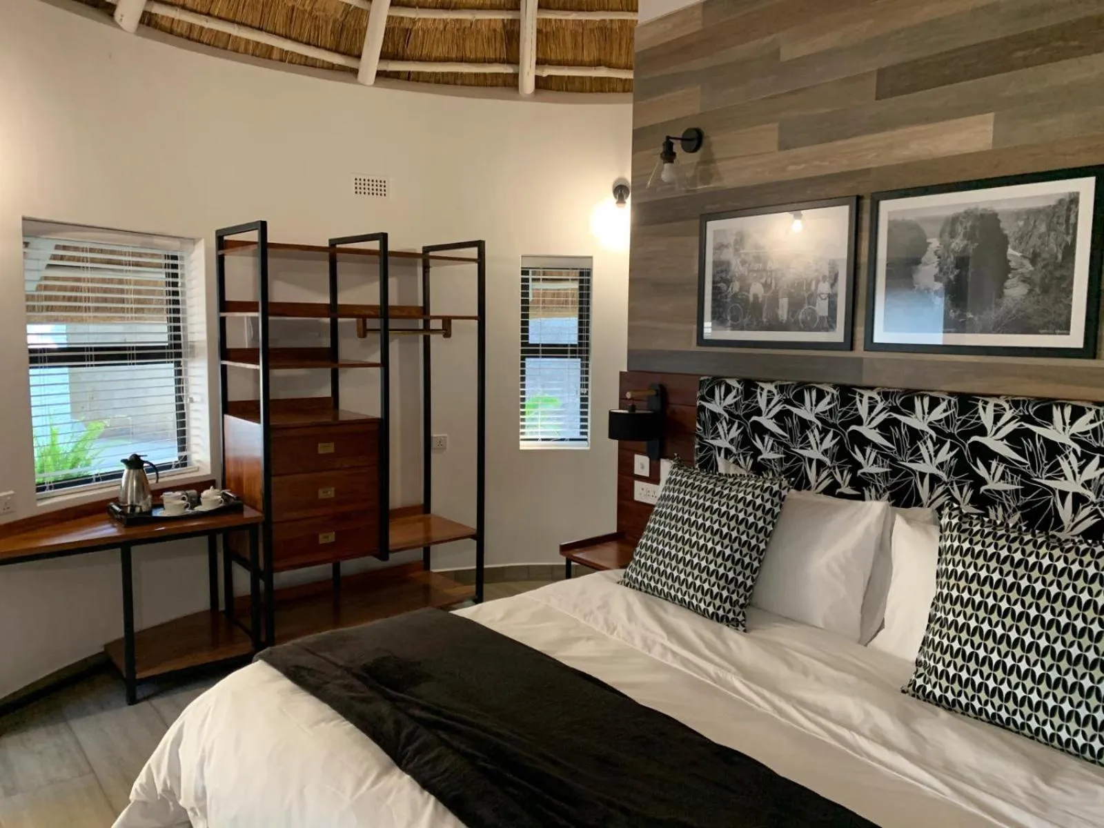 Bed in Pamarah Lodge