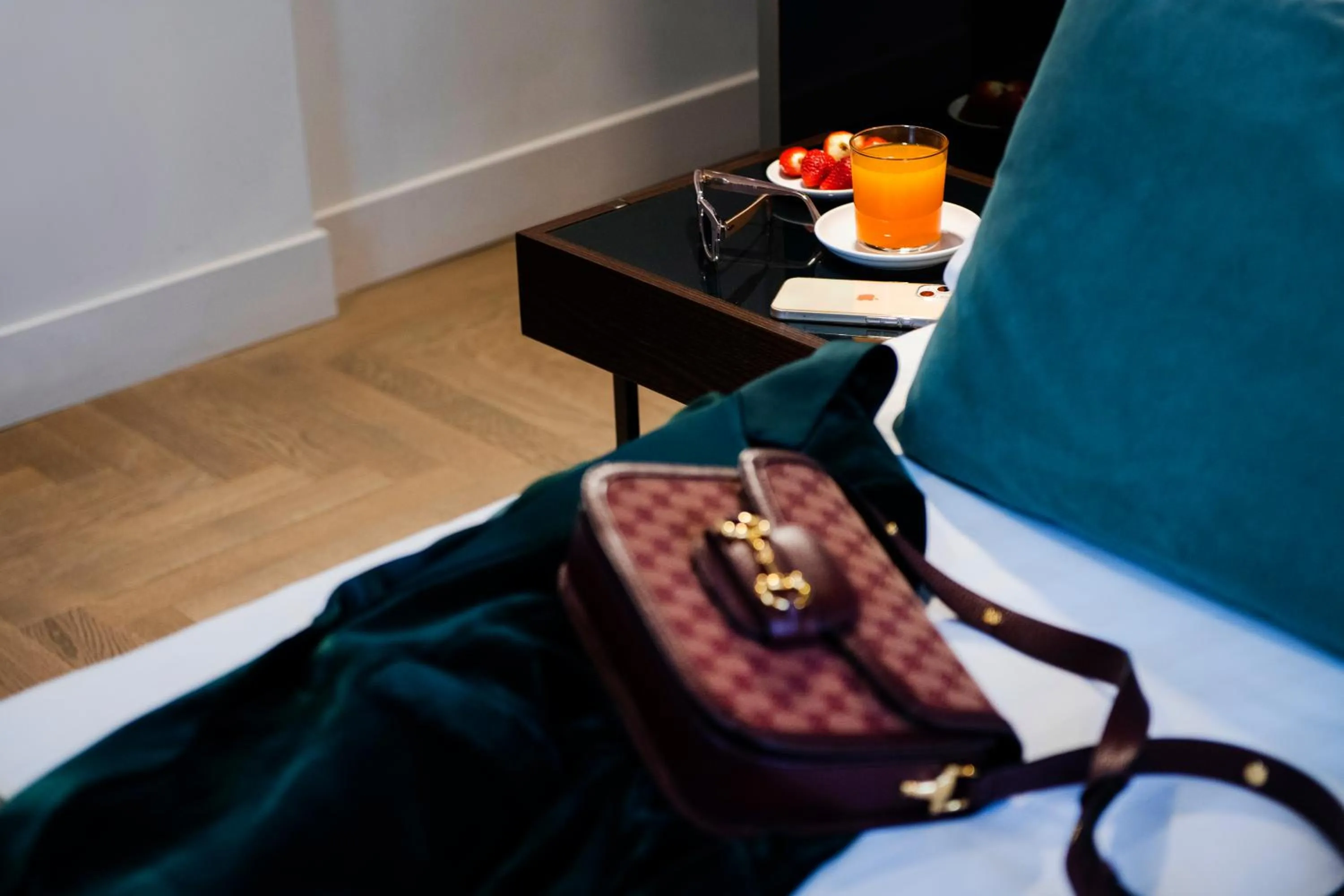 Bed in Hotel 77 Seventy-Seven - Maison D'Art Collection