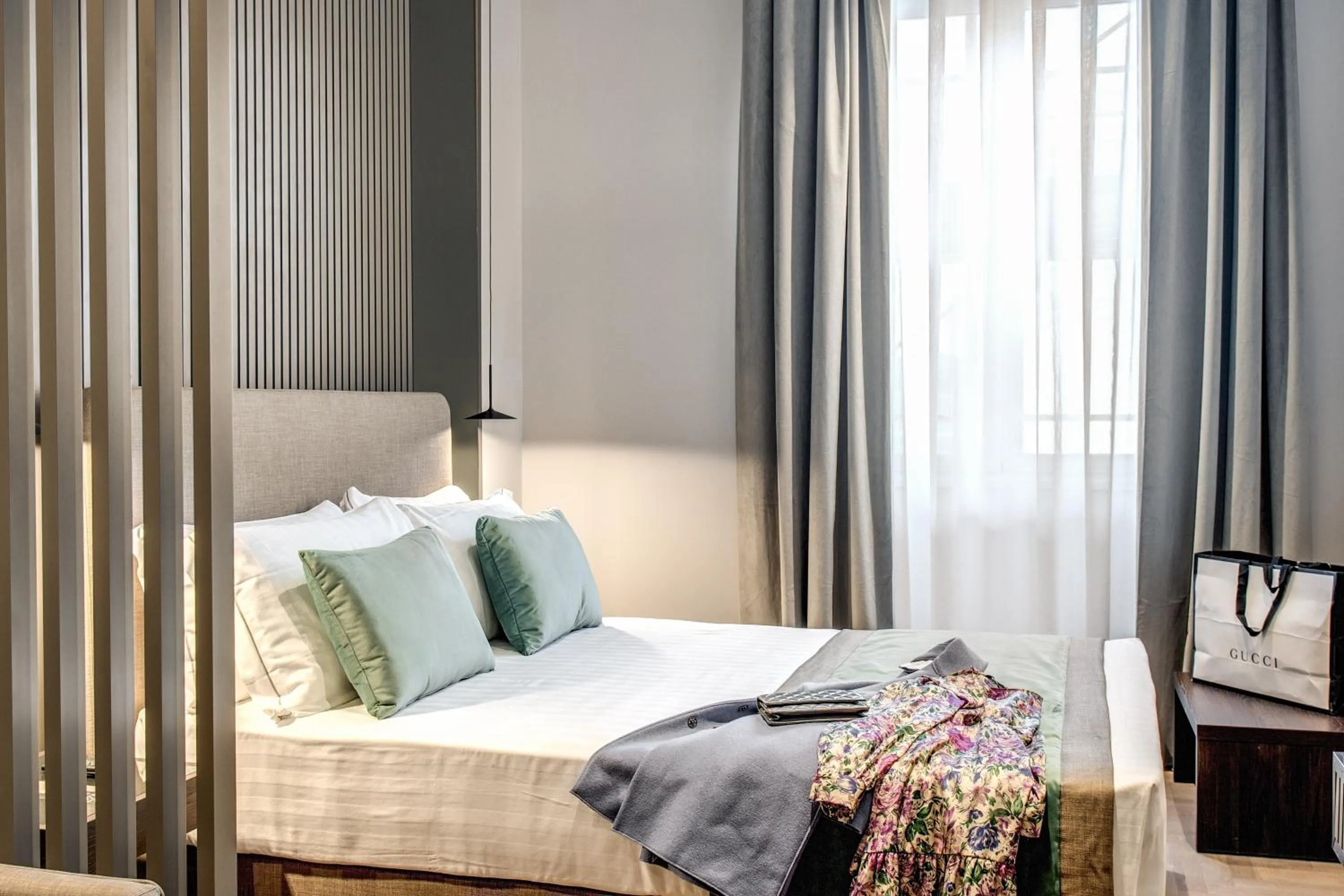 Bed in Hotel 77 Seventy-Seven - Maison D'Art Collection