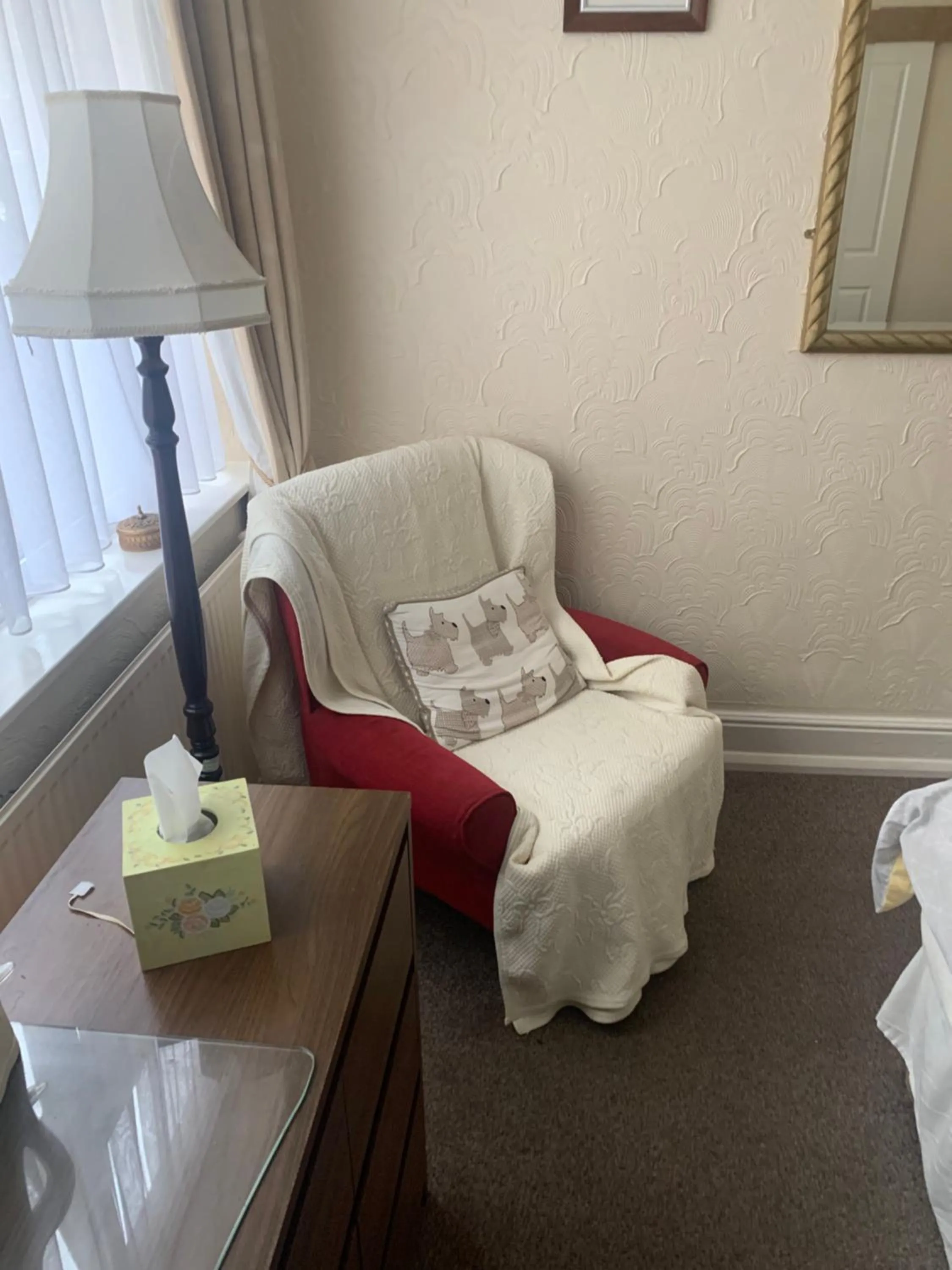 Bed in roosevelt lodge