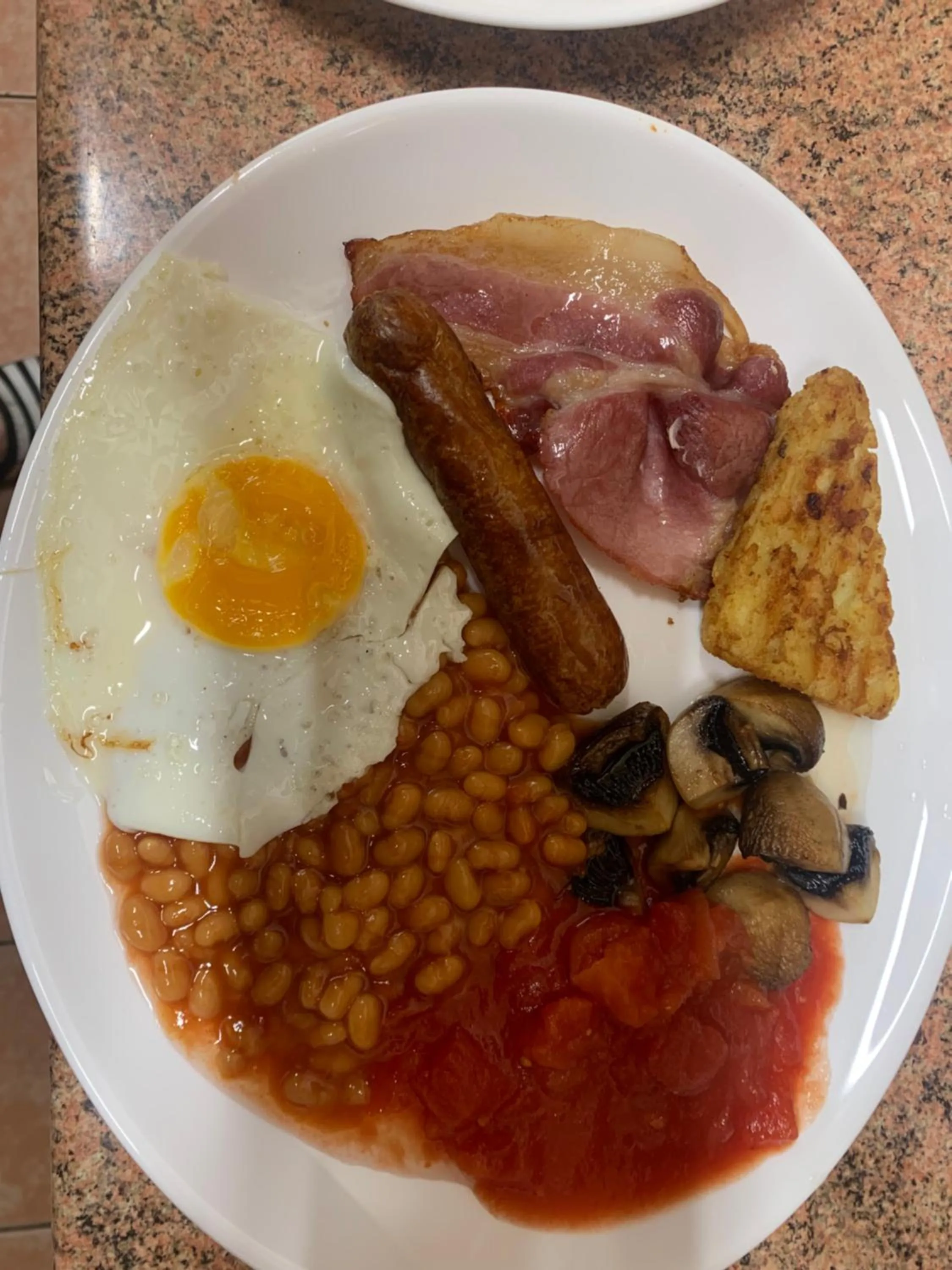 Food in roosevelt lodge