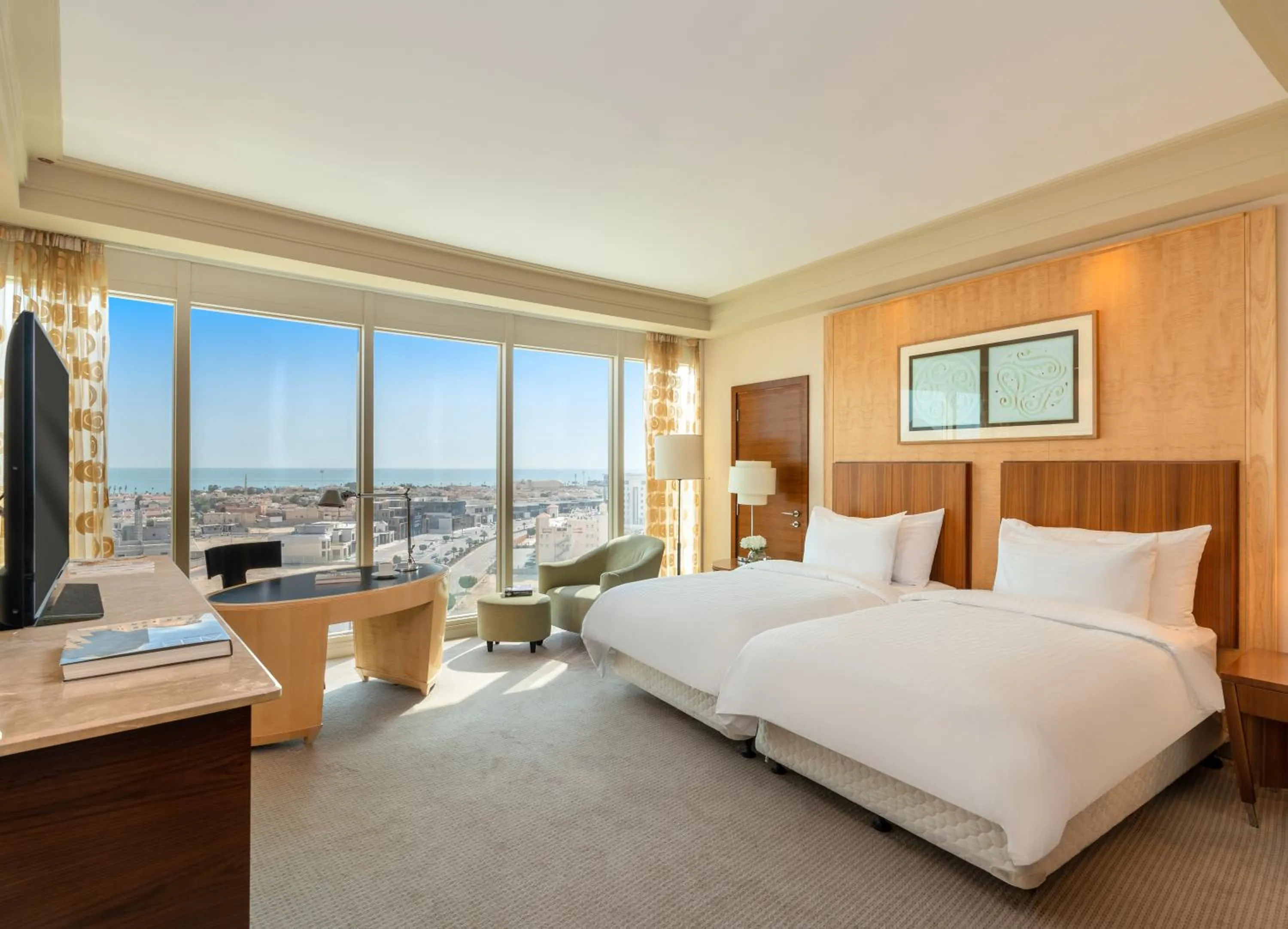 Bed in Mövenpick Hotel Al Khobar