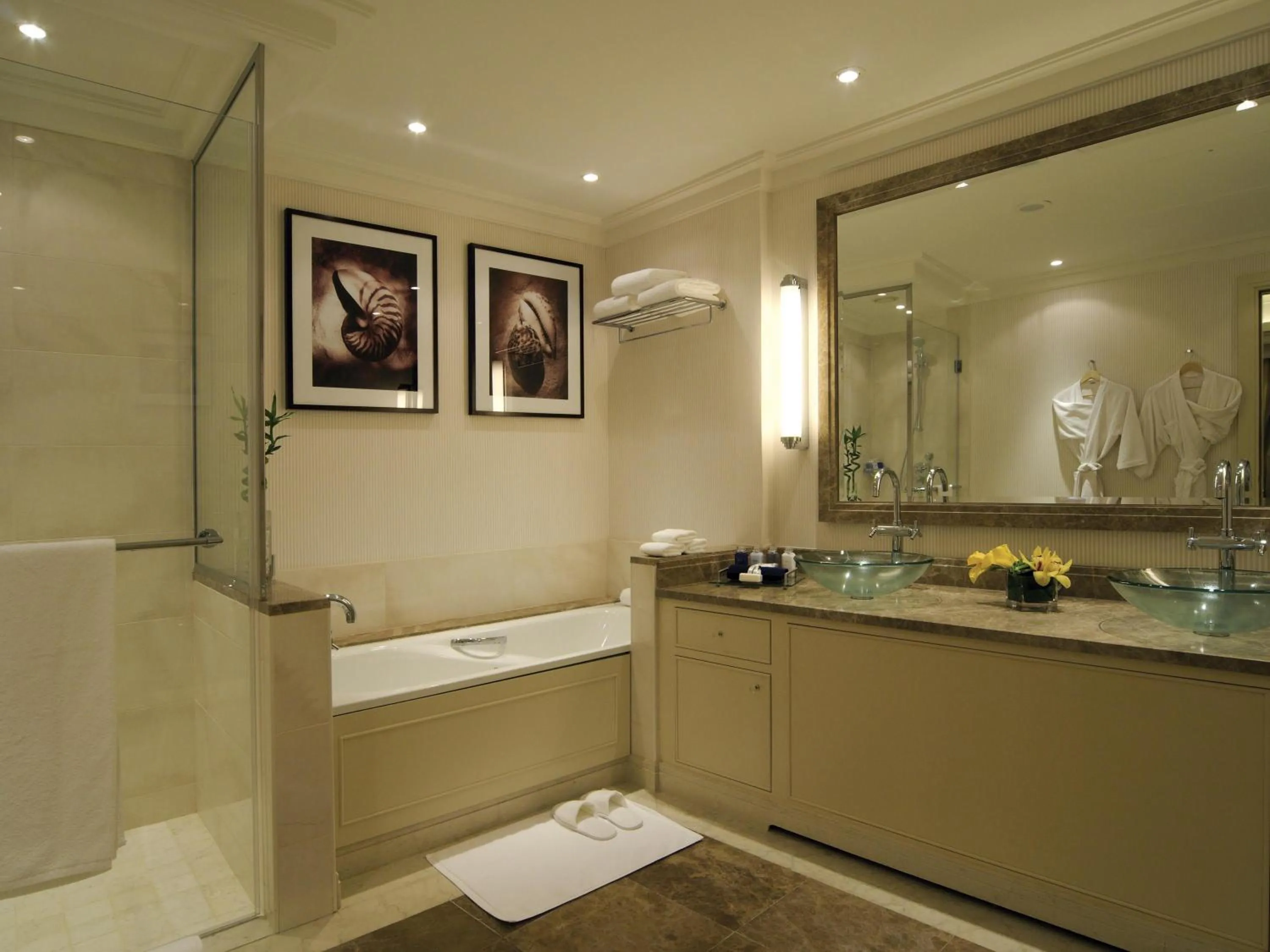 Bedroom in Mövenpick Hotel Al Khobar