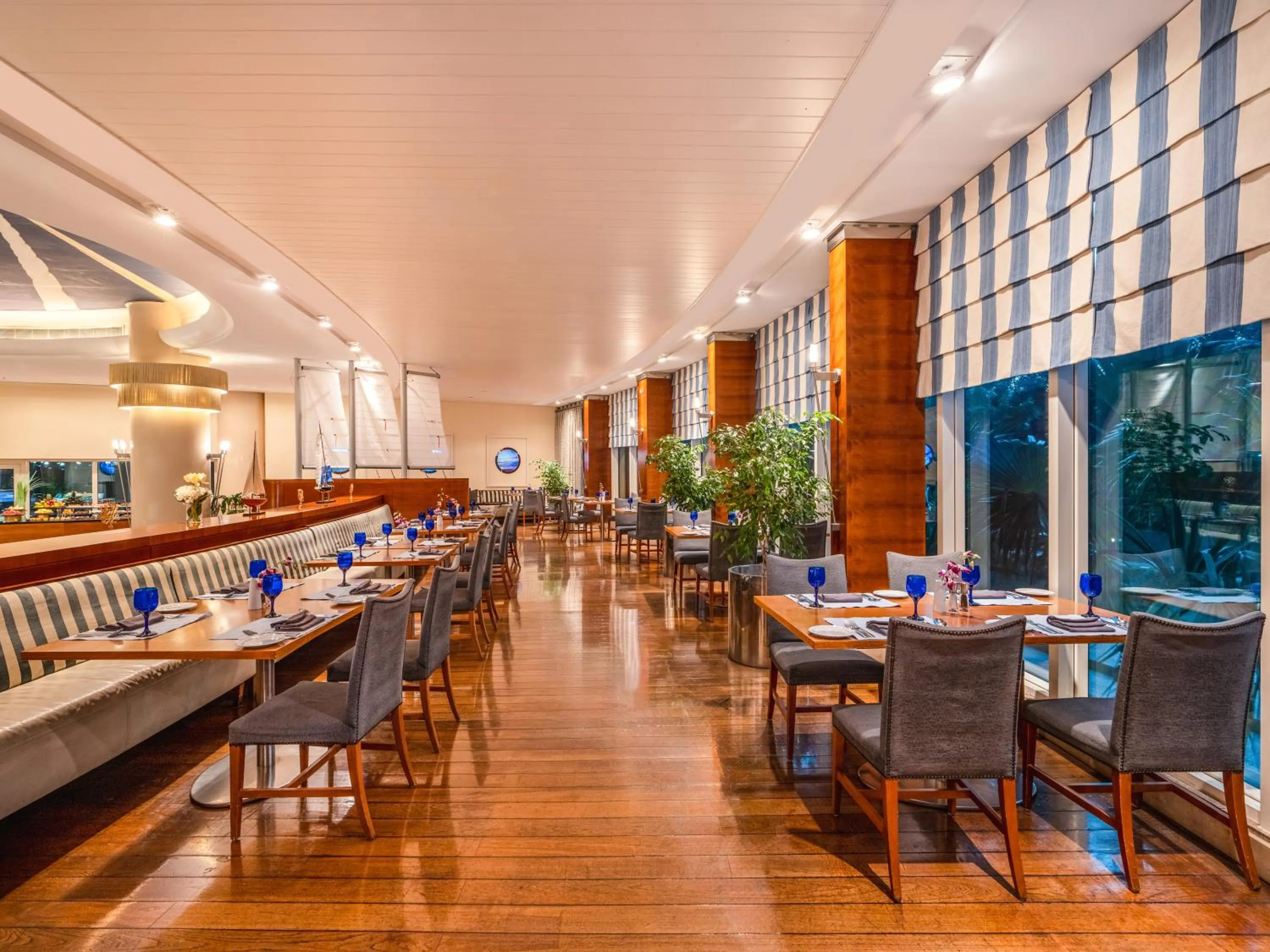 Restaurant/places to eat in Mövenpick Hotel Al Khobar